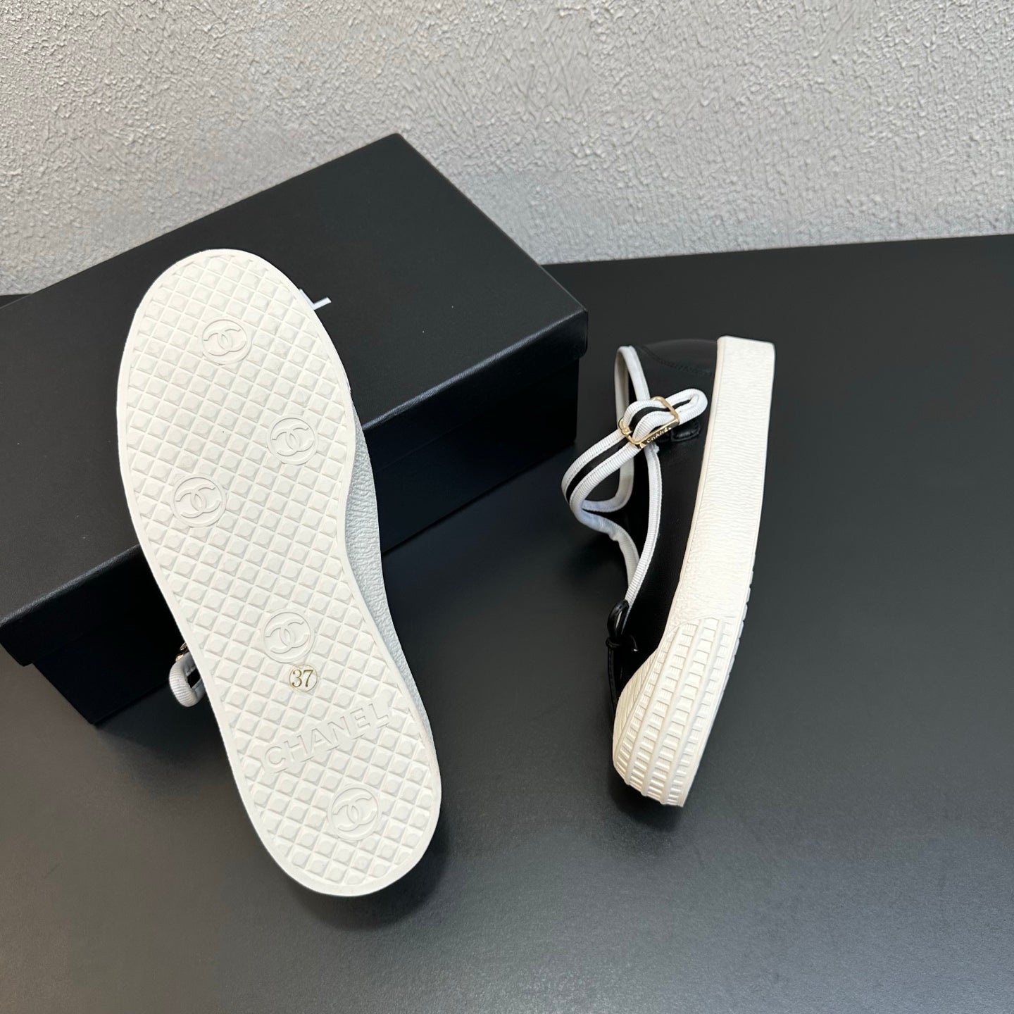 CC 26s Mary Jane Flat Black White Lambskin 846330