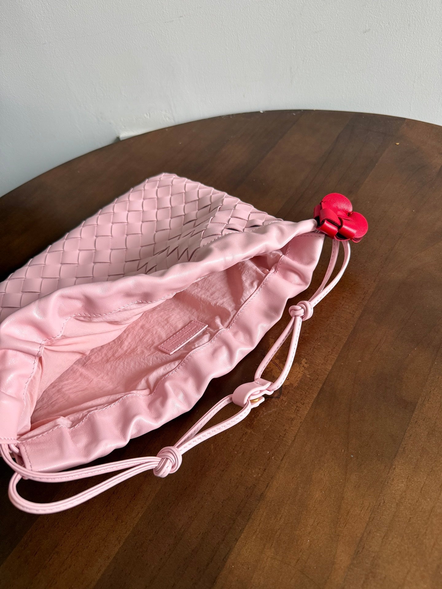 BV 26s Dust Bag Light Pink Intrecciato Leather