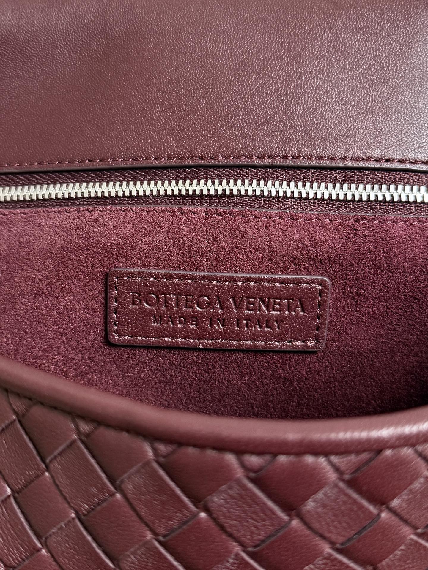 BV Veneto Flap Messenger Burgundy Intrecciato Leather