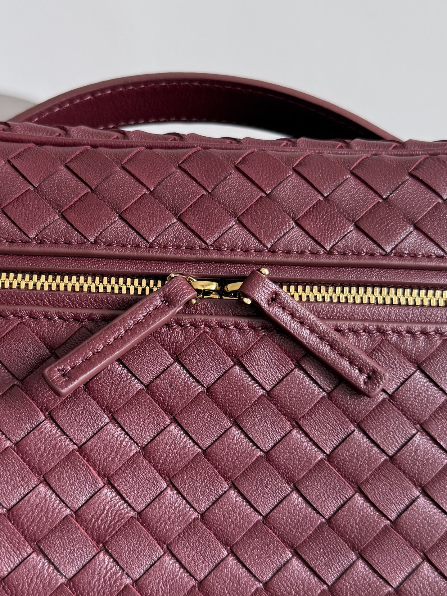 BV Small Soft Vanity Bag Burgundy Intrecciato Leather