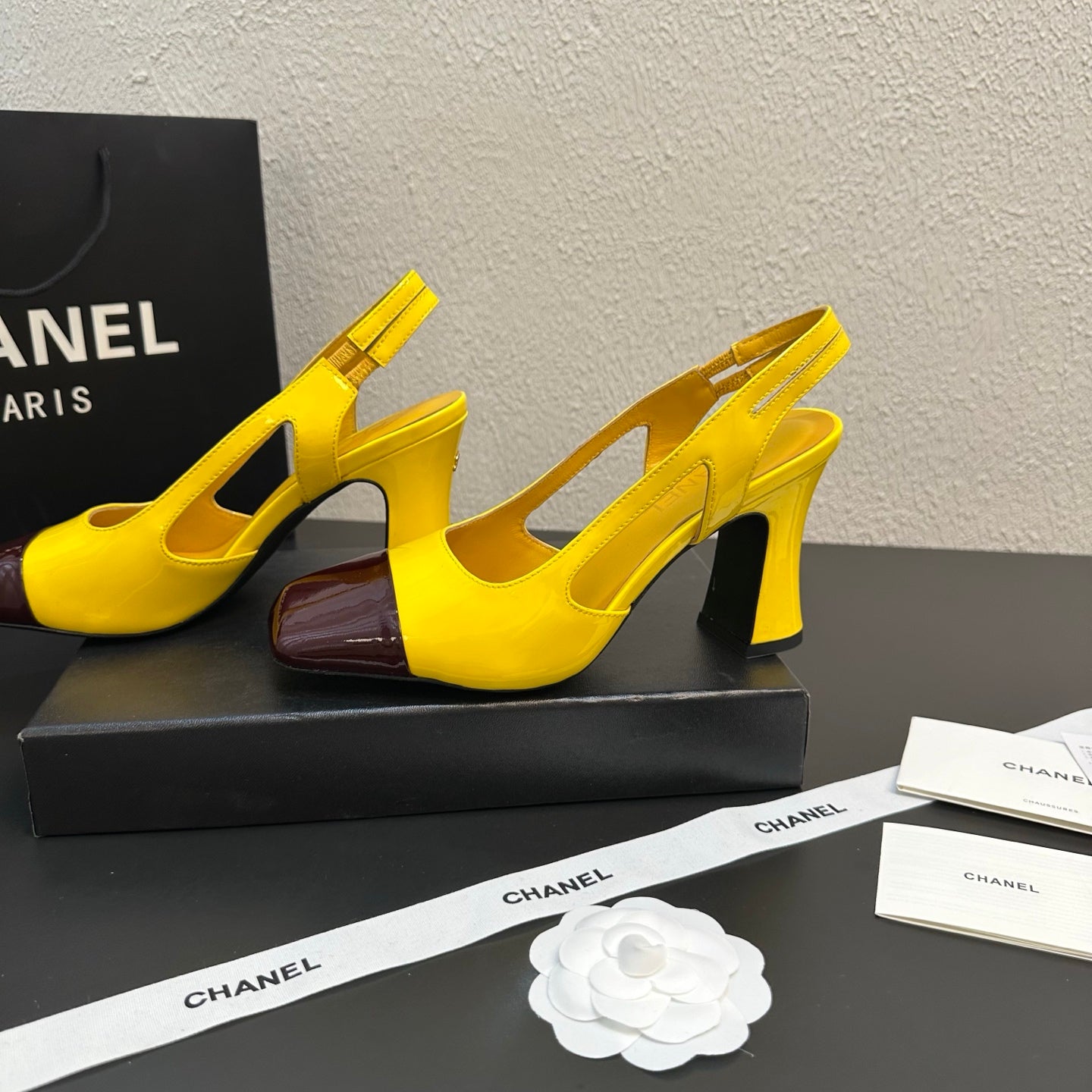 CC Slingback Block Heel Yellow Brown Patent Leather 864117