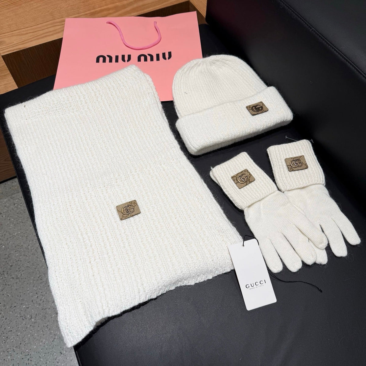Gucci Accessories Scarf Beanie and Gloves Set White Knit 547620
