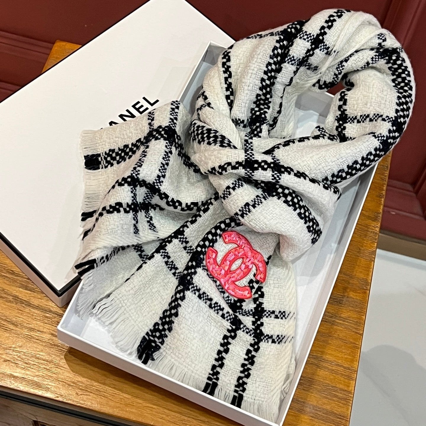 CC Scarf 190 CM In White With Black Stripes Wool 420038