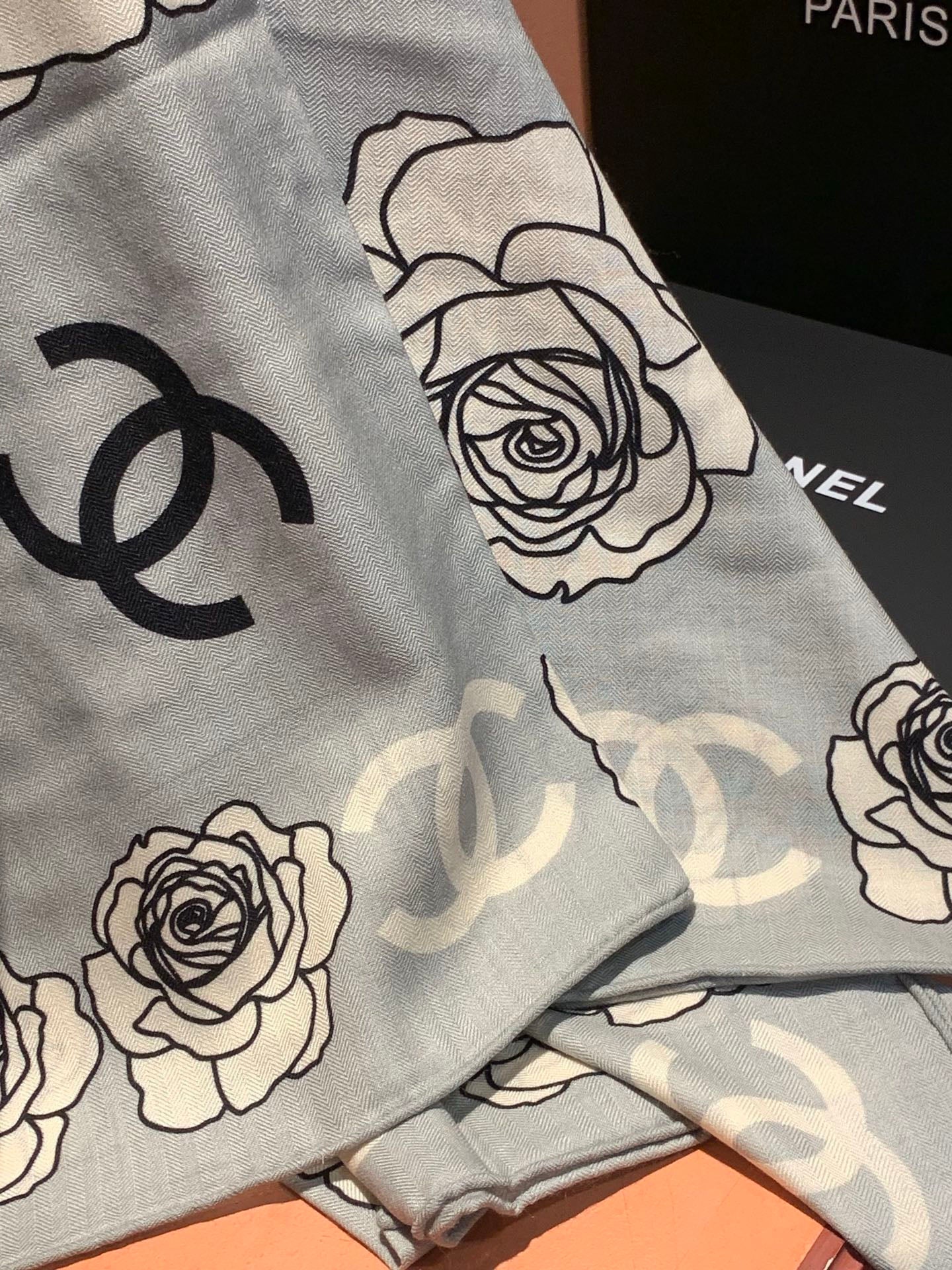 CC Camellia Scarf 140cm Grey Colorful Cashmere Silk 168125