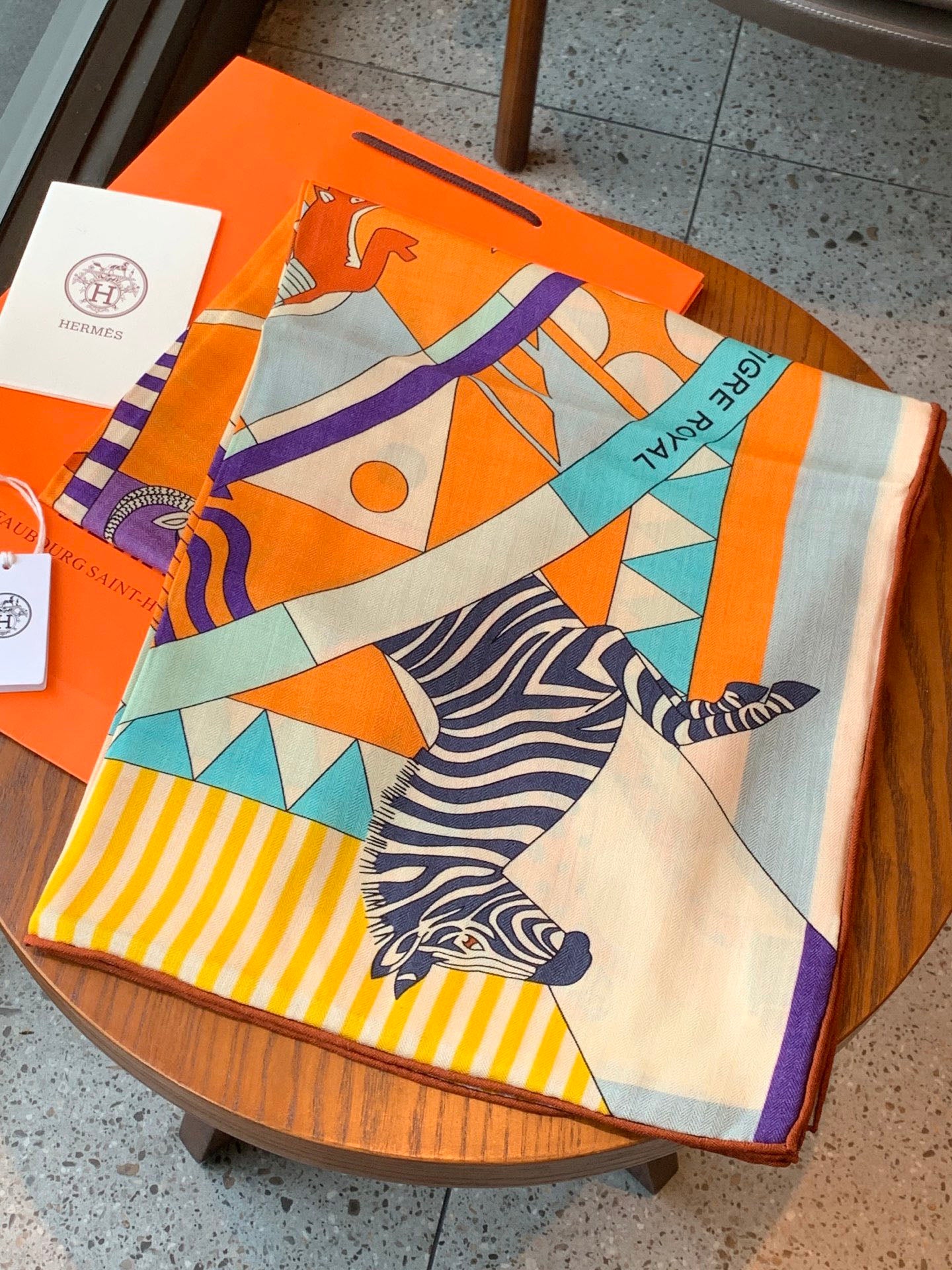 Le Carrousel du Tigre Royal 140cm Orange Colorful Cashmere Silk 168135
