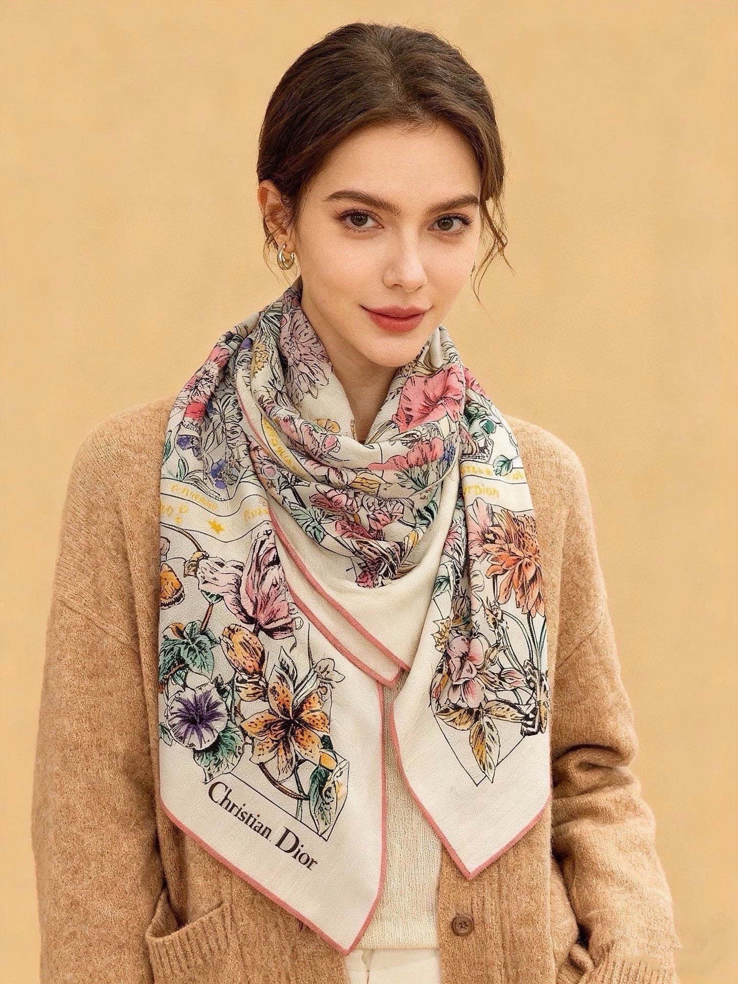 CD 26s Astral Flowers Scarf 90x90 Cream Mulberry Silk Cashmere 328856