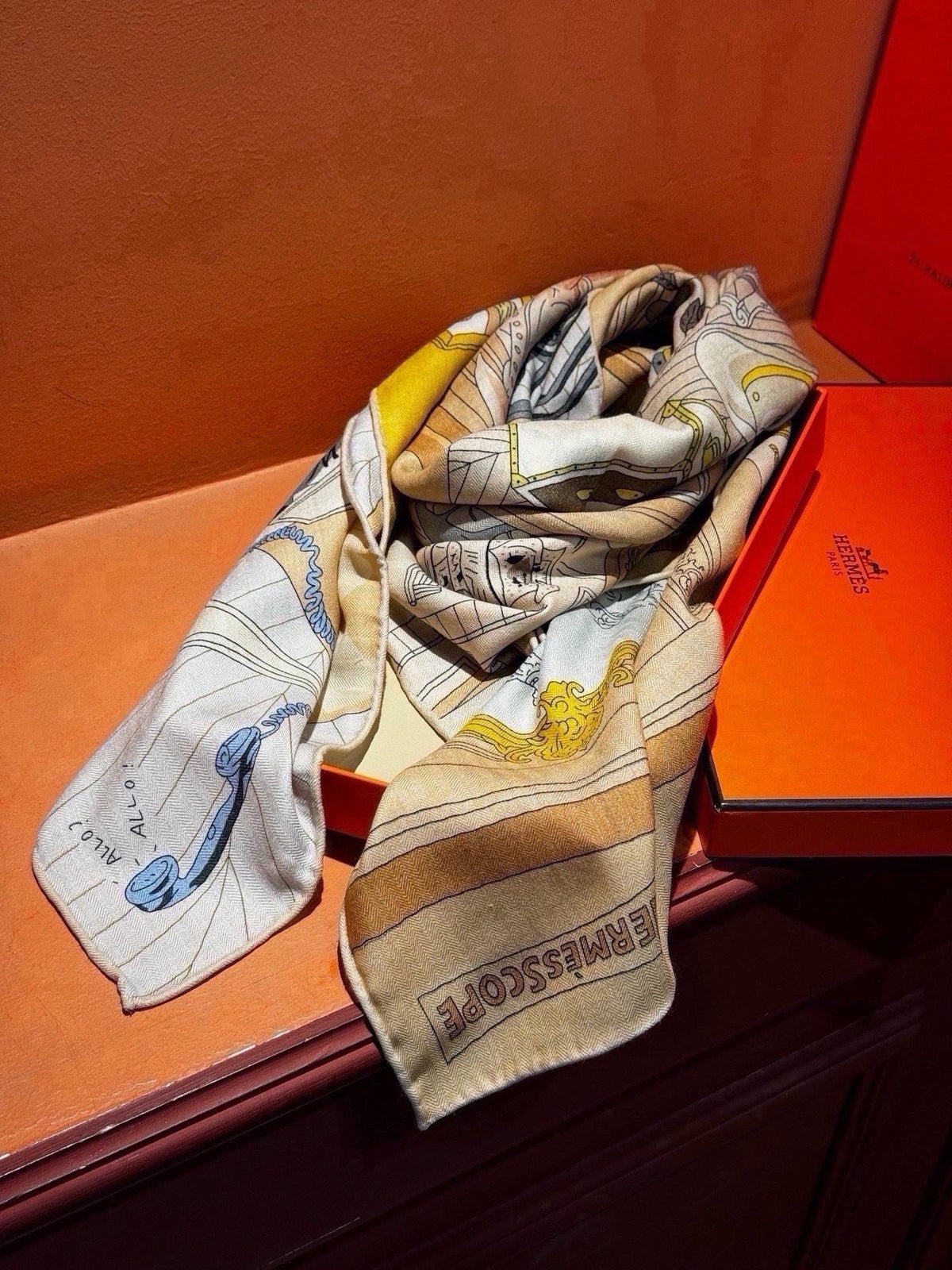 HM 26s Scarf 140 In Cashmere And Silk 437837