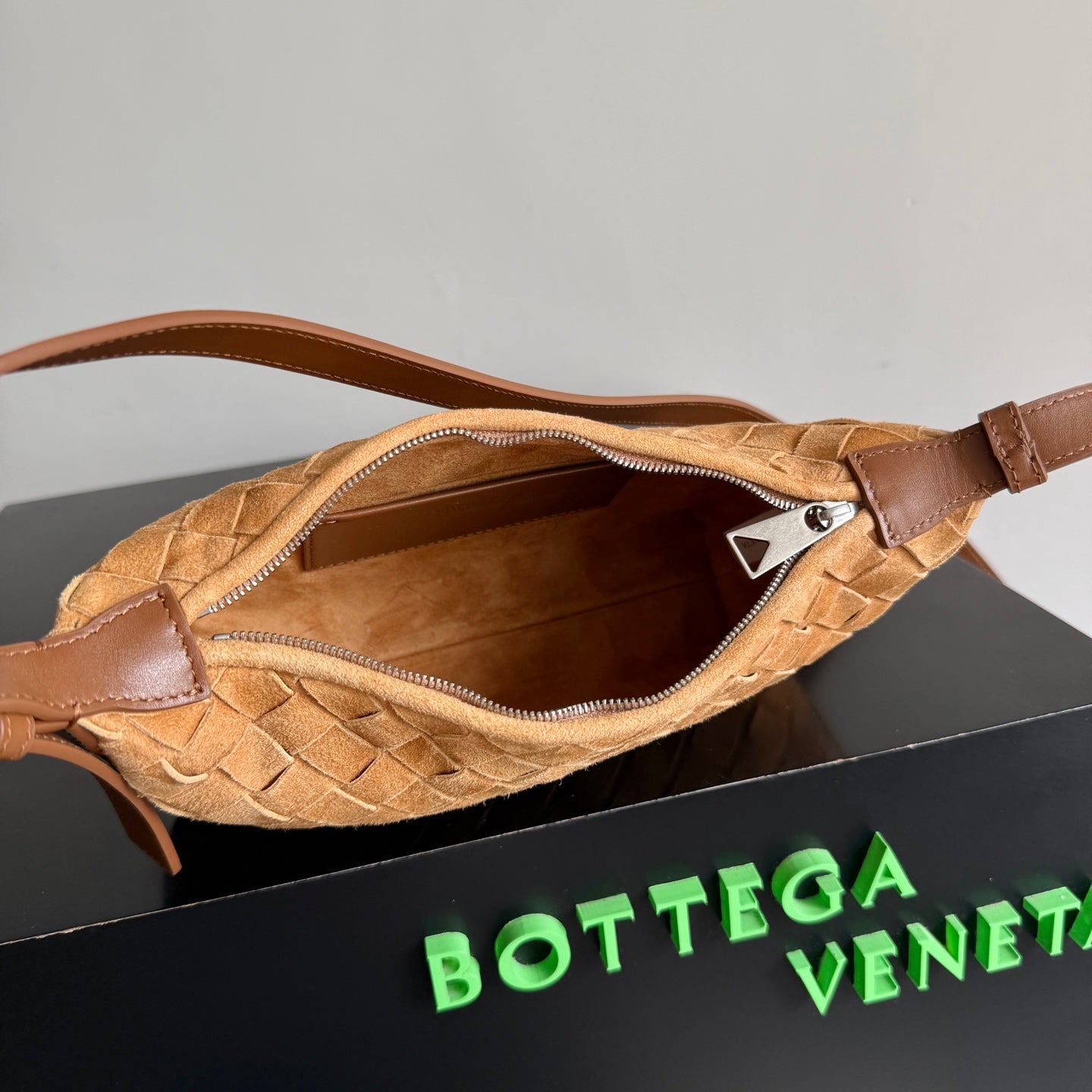 BV Traveler Phone Pouch Brown Intrecciato Suede