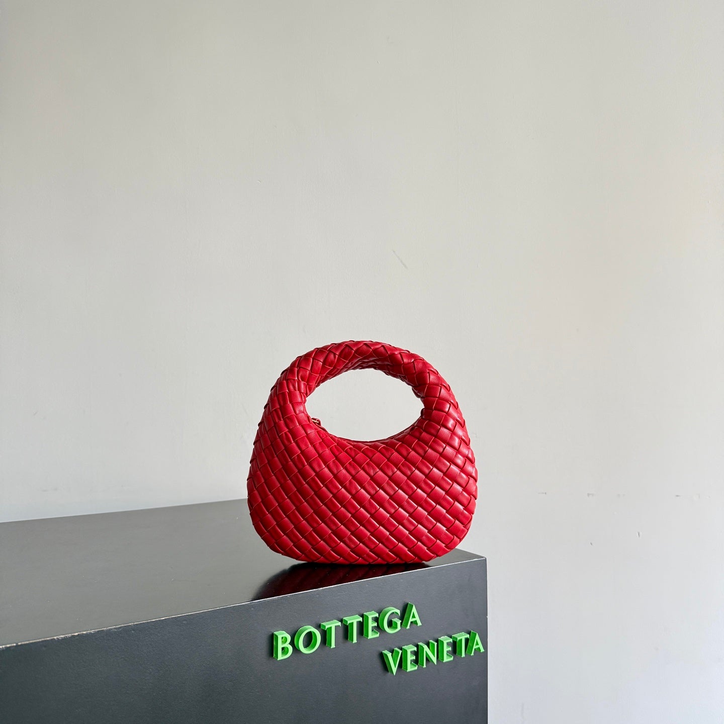 Bottga Veneta 2026 Bag 26cm Red Lambskin