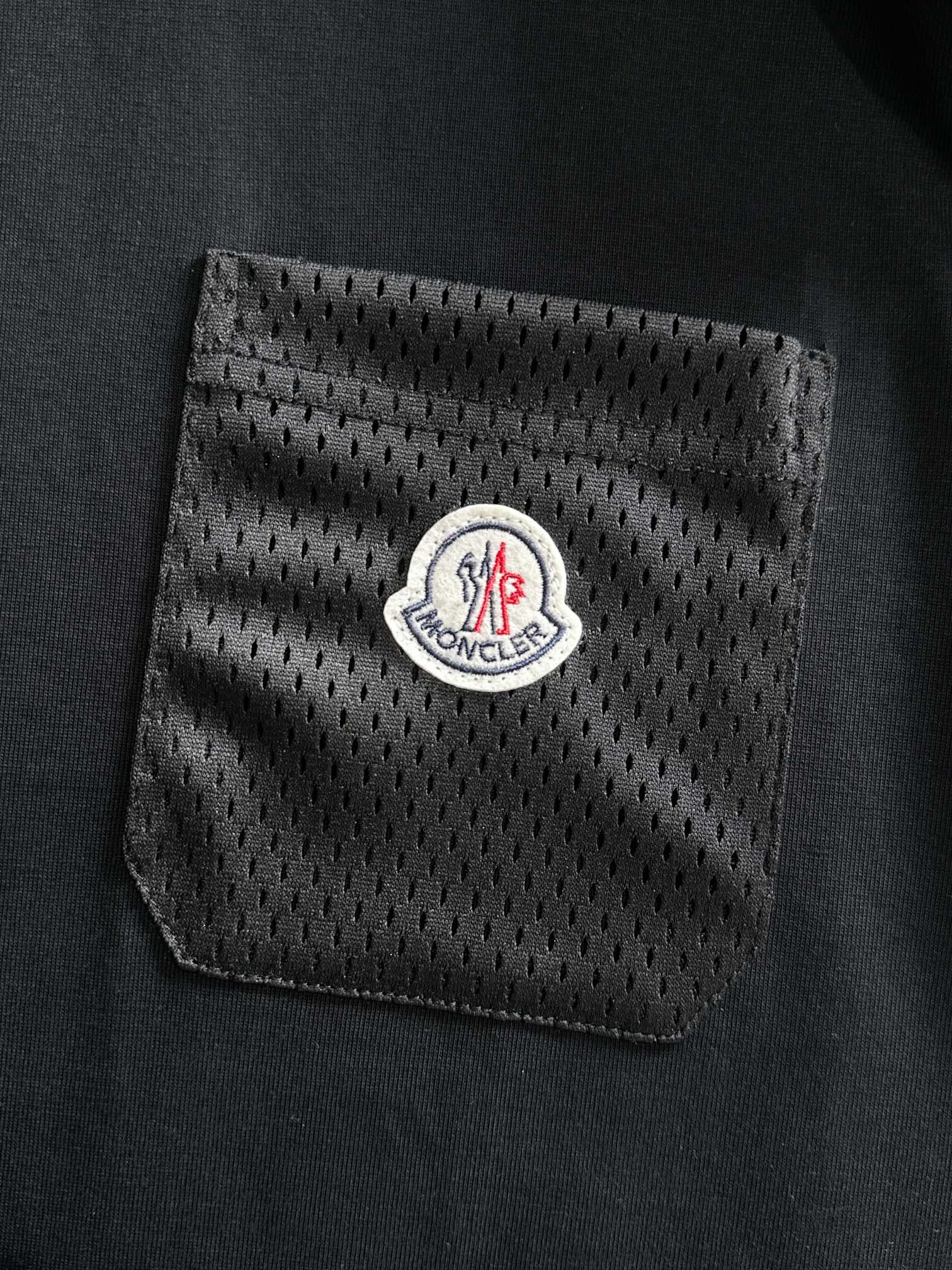 Moncler 26s Short Sleeve T-Shirt 631