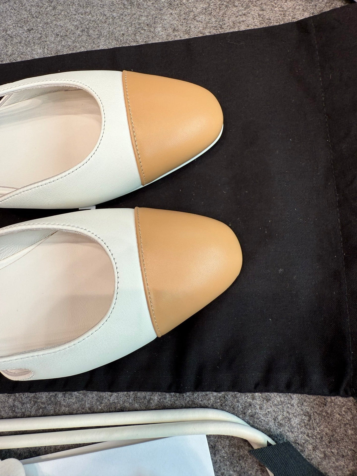 CC 26S Slingback Flats 2cm White Beige Leather 118953