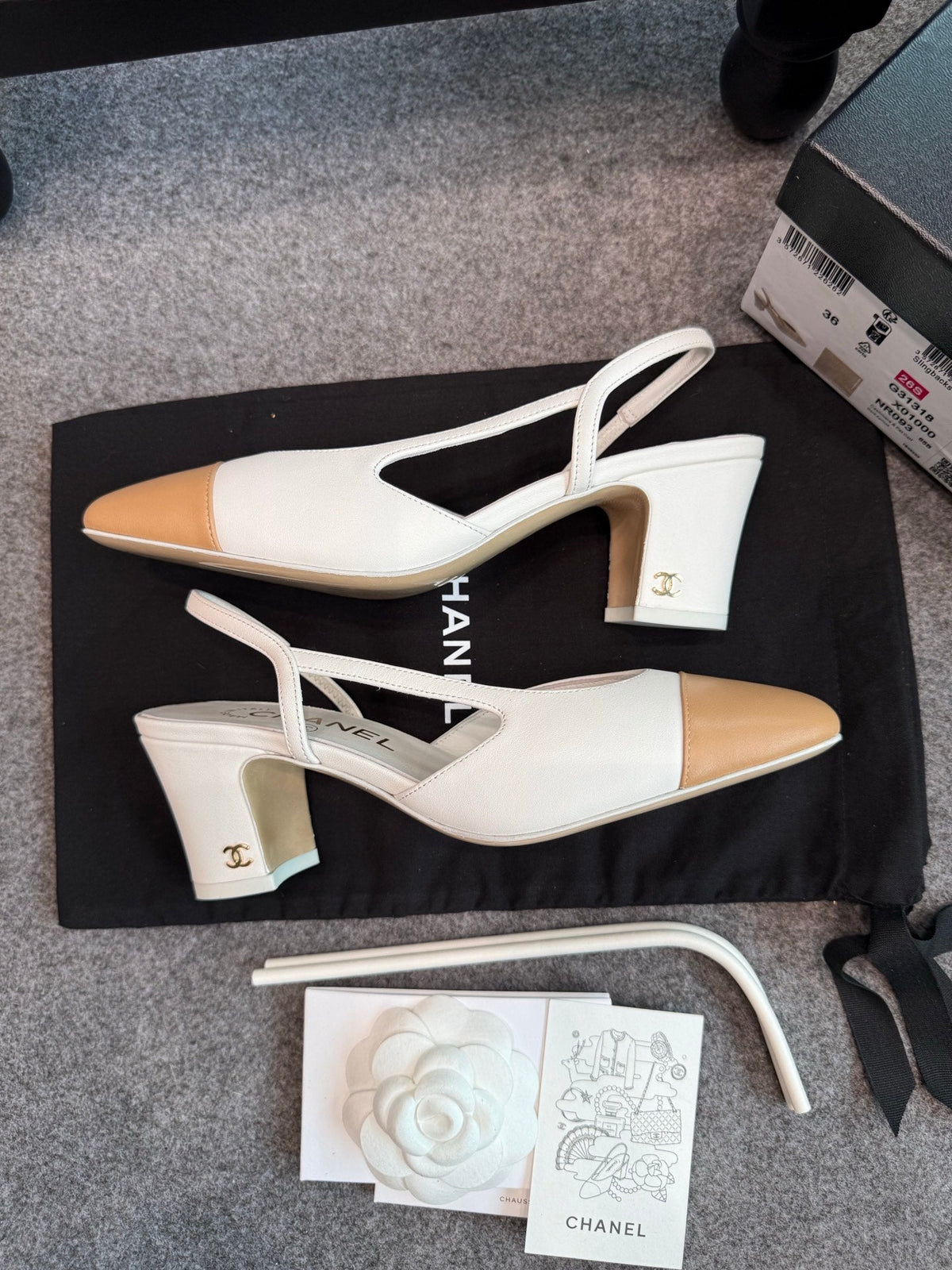 CC 26S Slingback Pumps 6.5cm White Beige Leather 118954