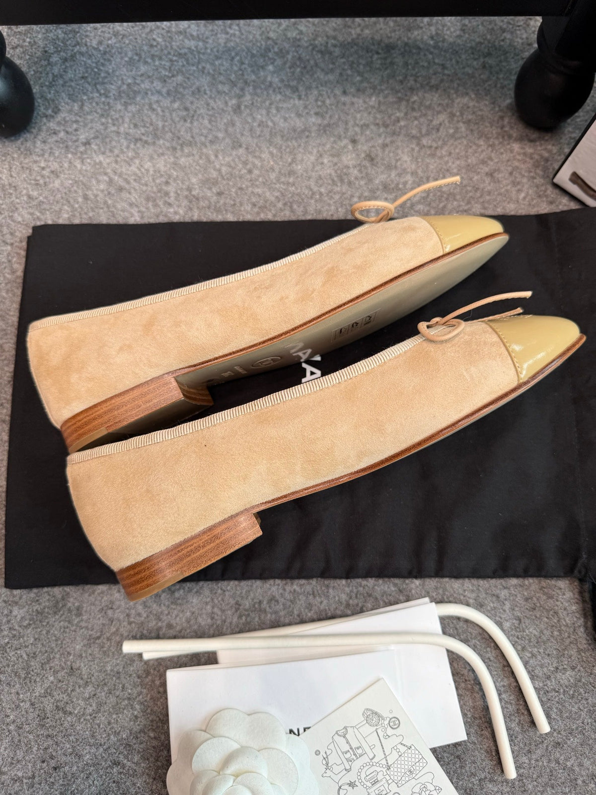 CC 26C Ballet Flats 1cm Beige Suede Patent 118955