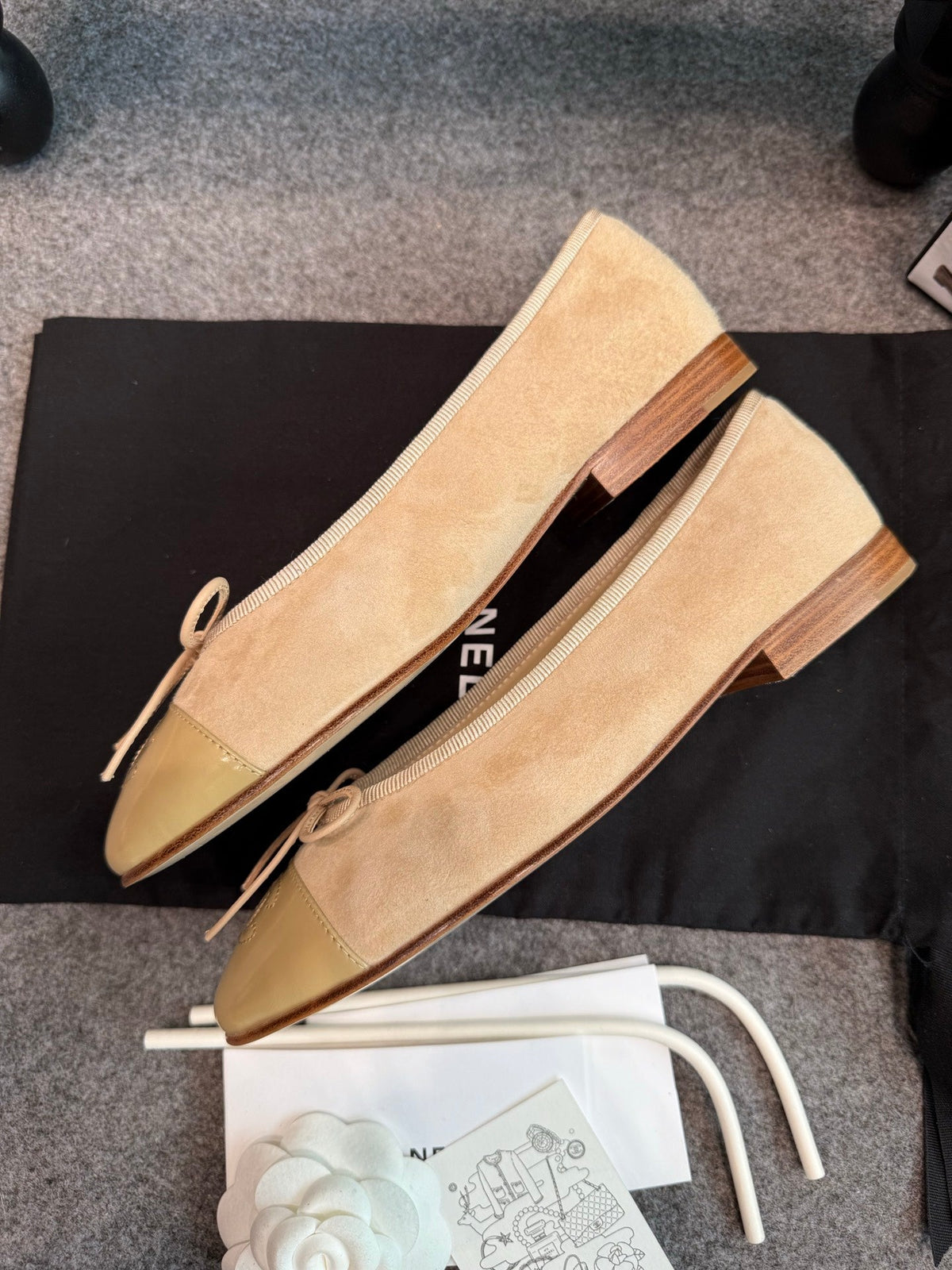 CC 26C Ballet Flats 1cm Beige Suede Patent 118955
