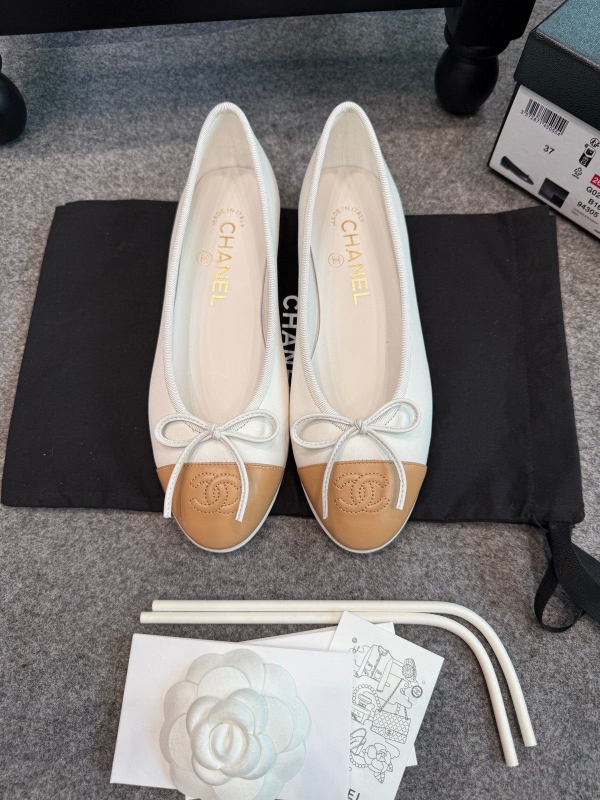 CC 26C Ballet Flats 1cm White Beige Leather 118956