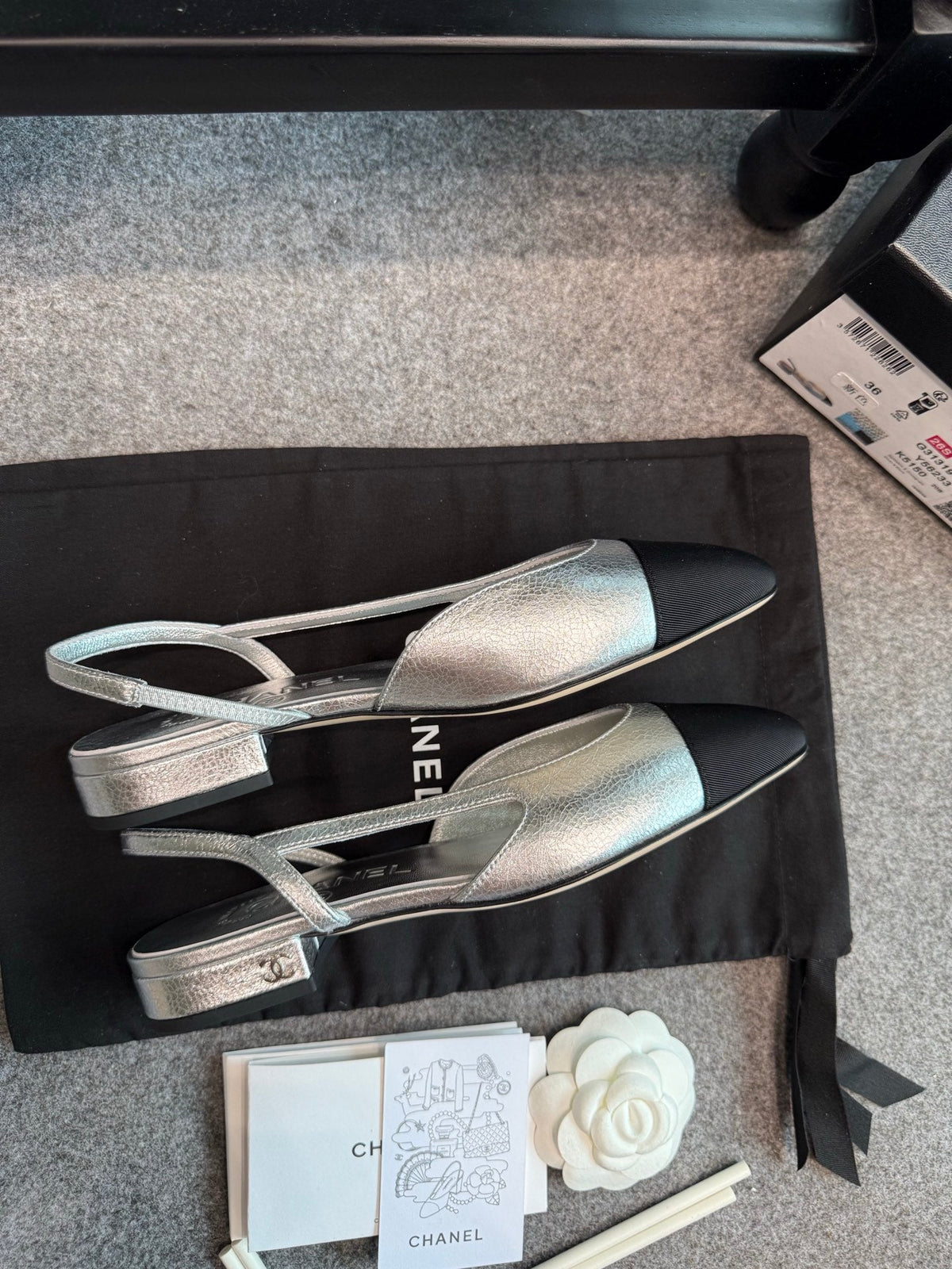 CC 26s Slingback Flats 2cm Silver Black Metallic Leather 118960