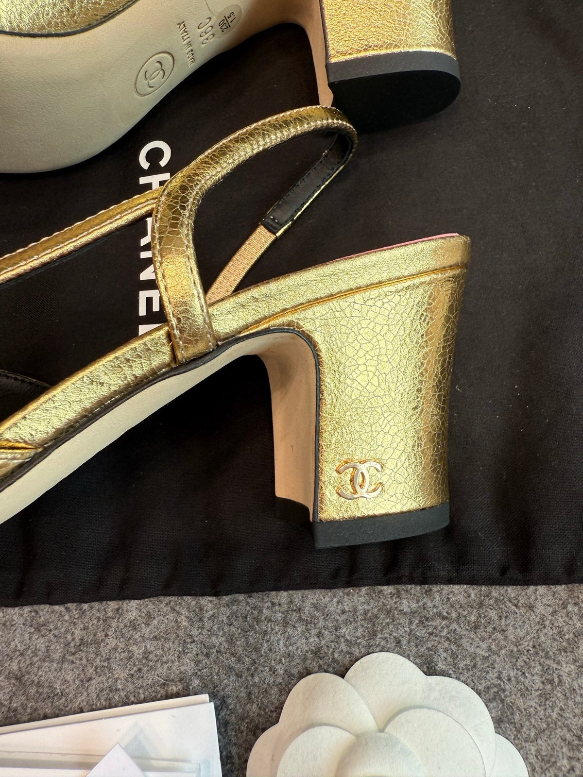 CC 26s Slingback Pumps 6.5cm Gold Silver Metallic Leather 118963