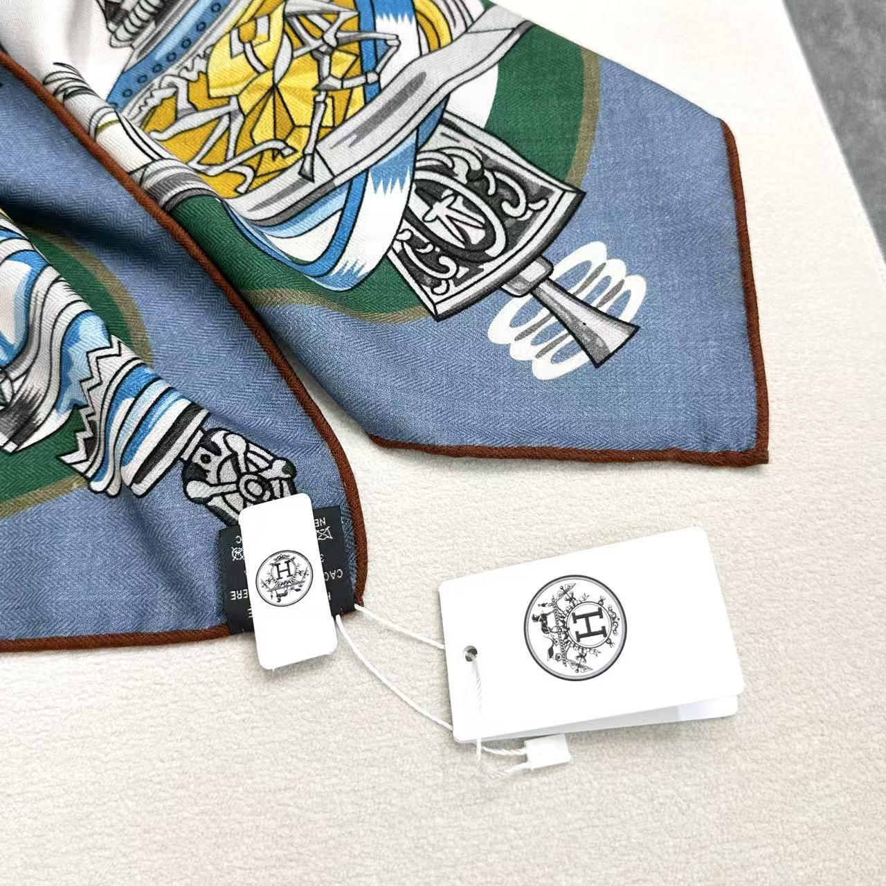 HM Creative Origins Scarf 135CM Blue White Cashmere Silk 969435