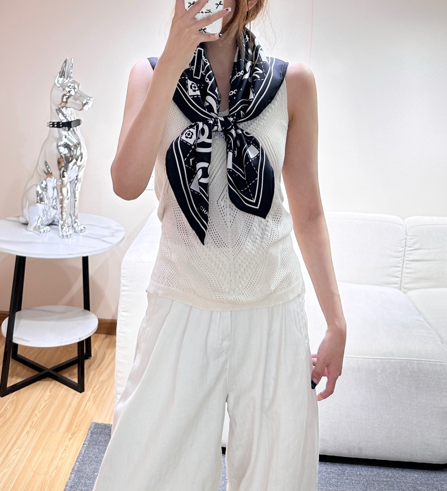 Chanel 26s Scarf 90 In Silk 304581