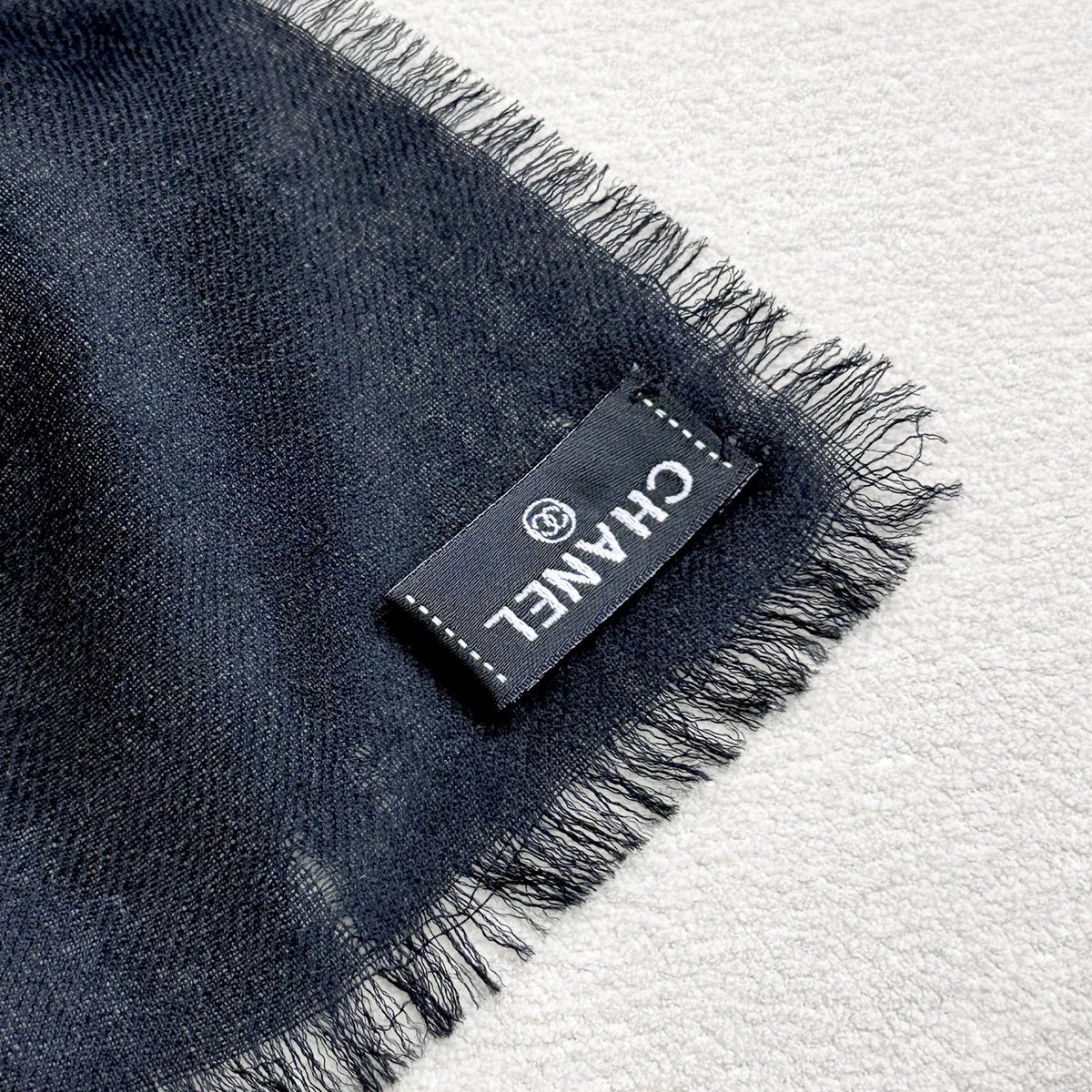 CC 26s Scarf 140 In Cashmere And Silk 513392