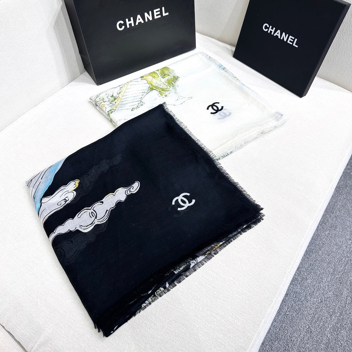 CC 26s Scarf 140 In Cashmere And Silk 513393