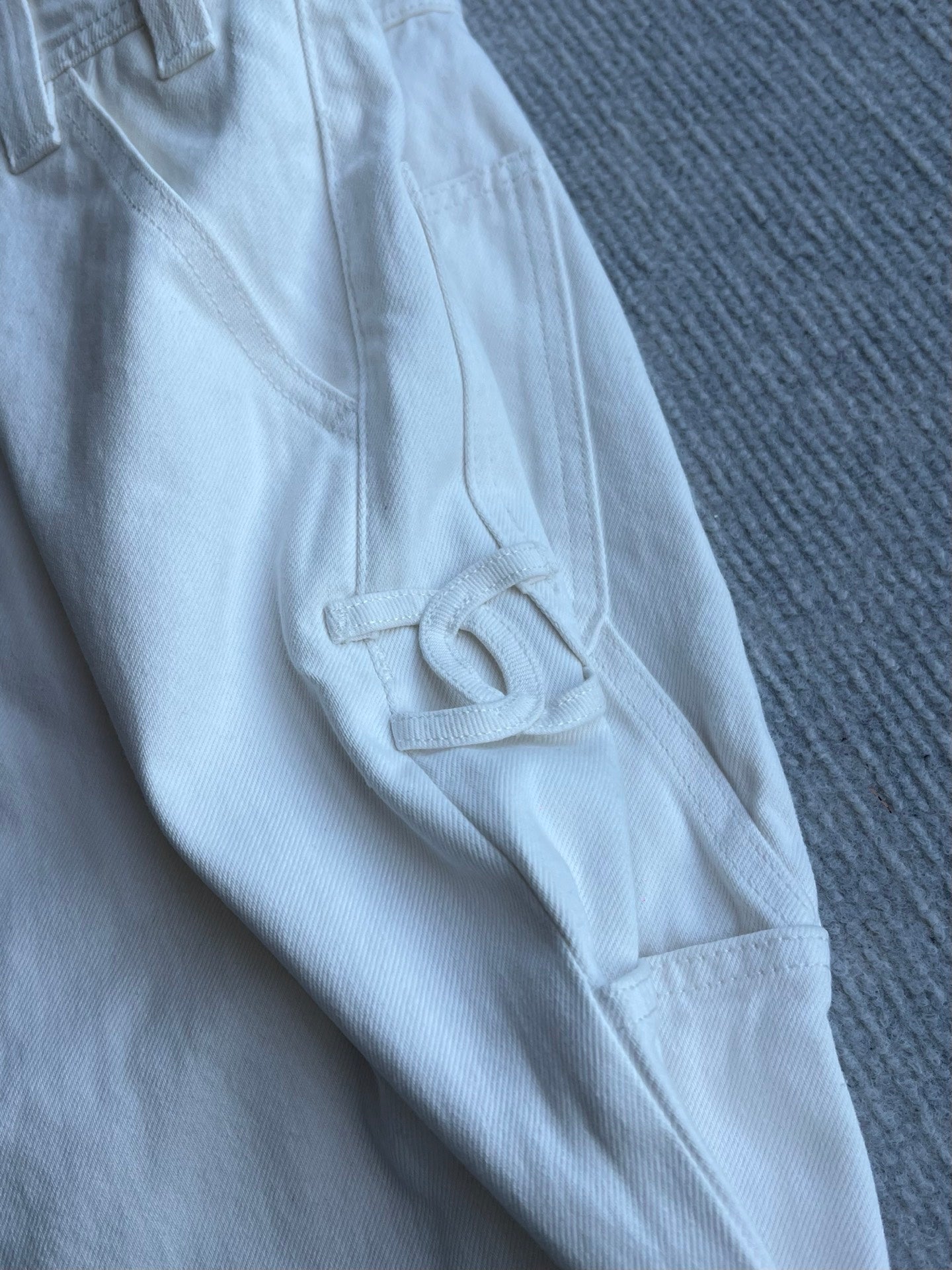 CC 26s Jean White Cotton 360033