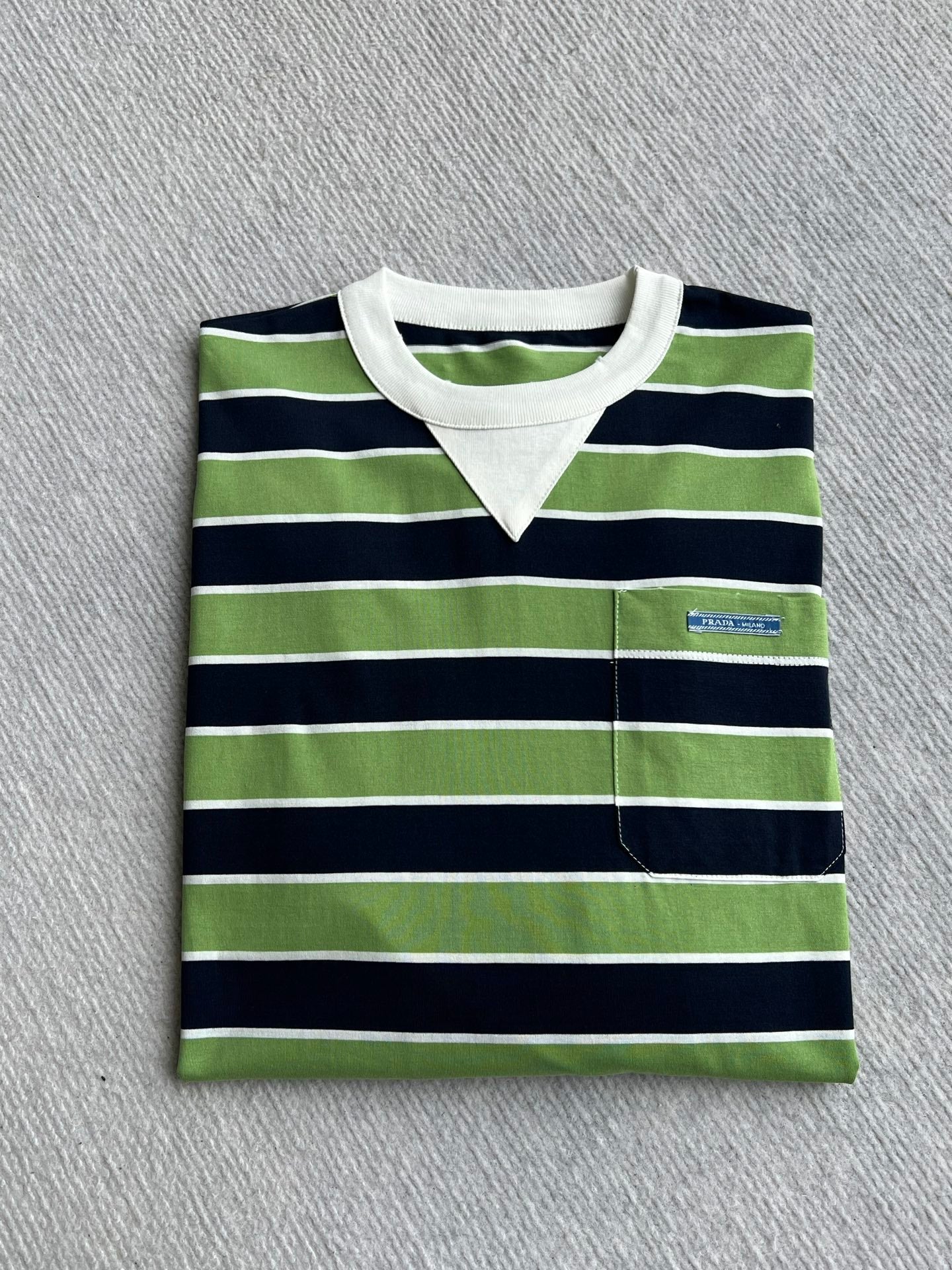 Prada Long-sleeved T-shirt Blue/Fern Green Cotton 372635