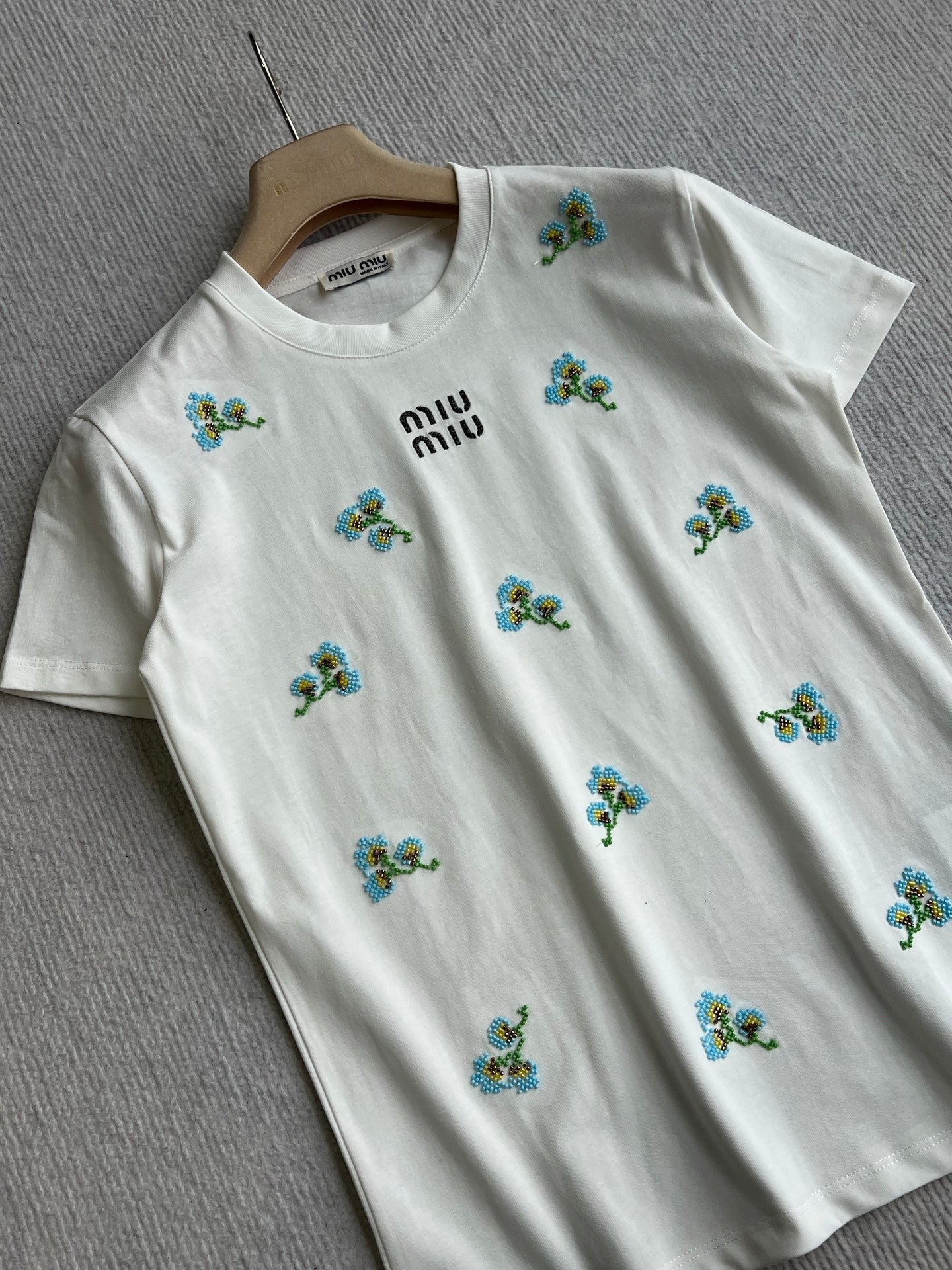 Miu Miu Short Sleeve Embroidered Floral T-Shirt White Cotton 372627