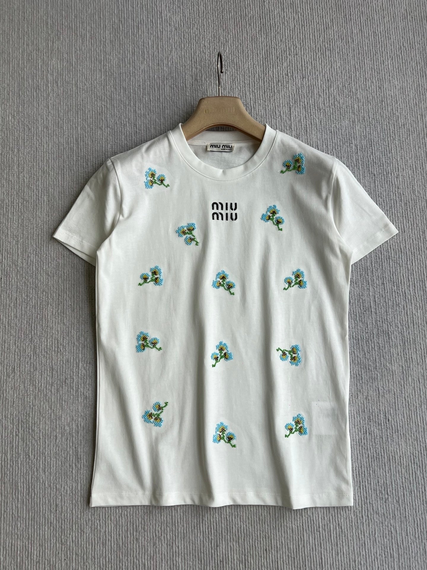 Miu Miu Short Sleeve Embroidered Floral T-Shirt White Cotton 372627