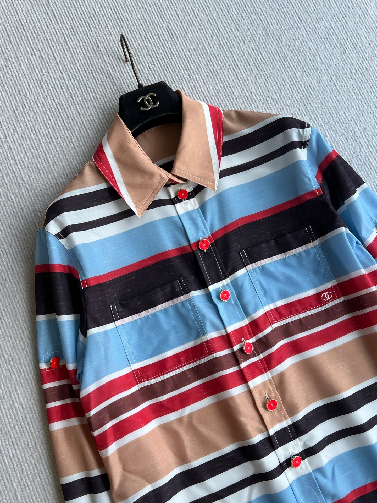 CC 26s Resort Long-Sleeve Button-Down Shirt Red Brown Blue Cotton Polyester 405111