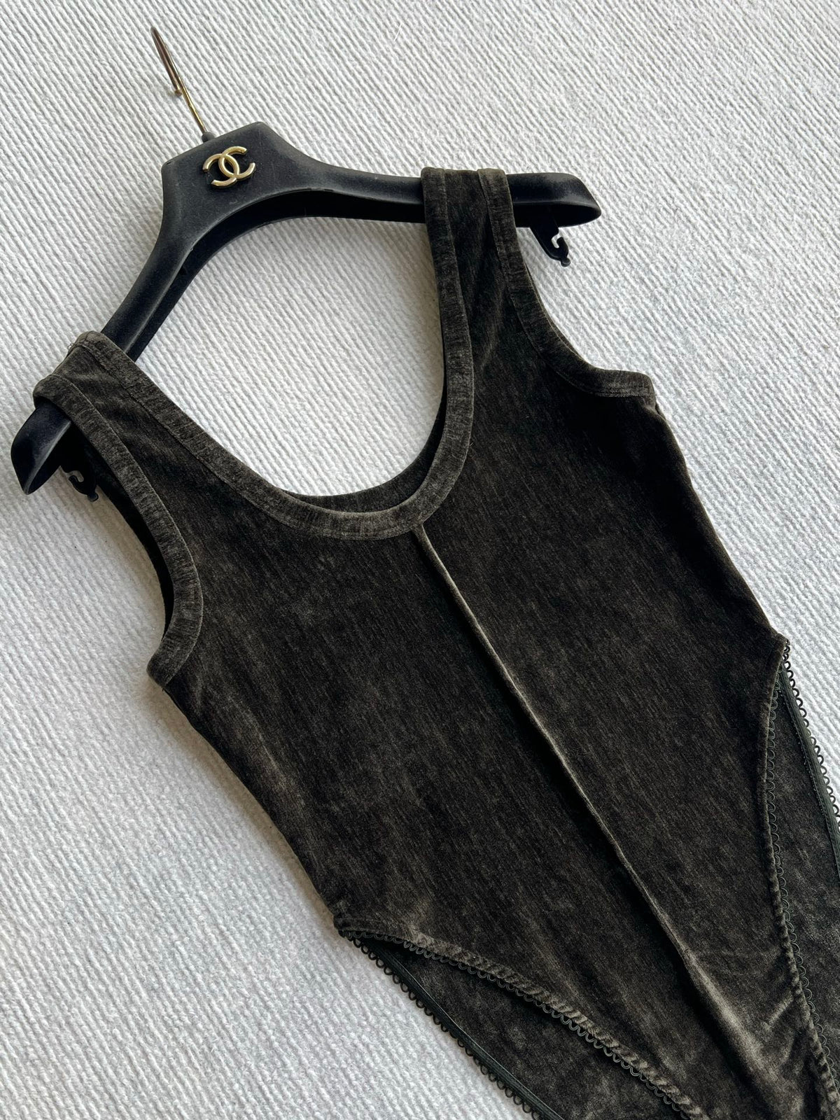 YSL 26s Scoop Neck Bodysuit Black Velvet 434524