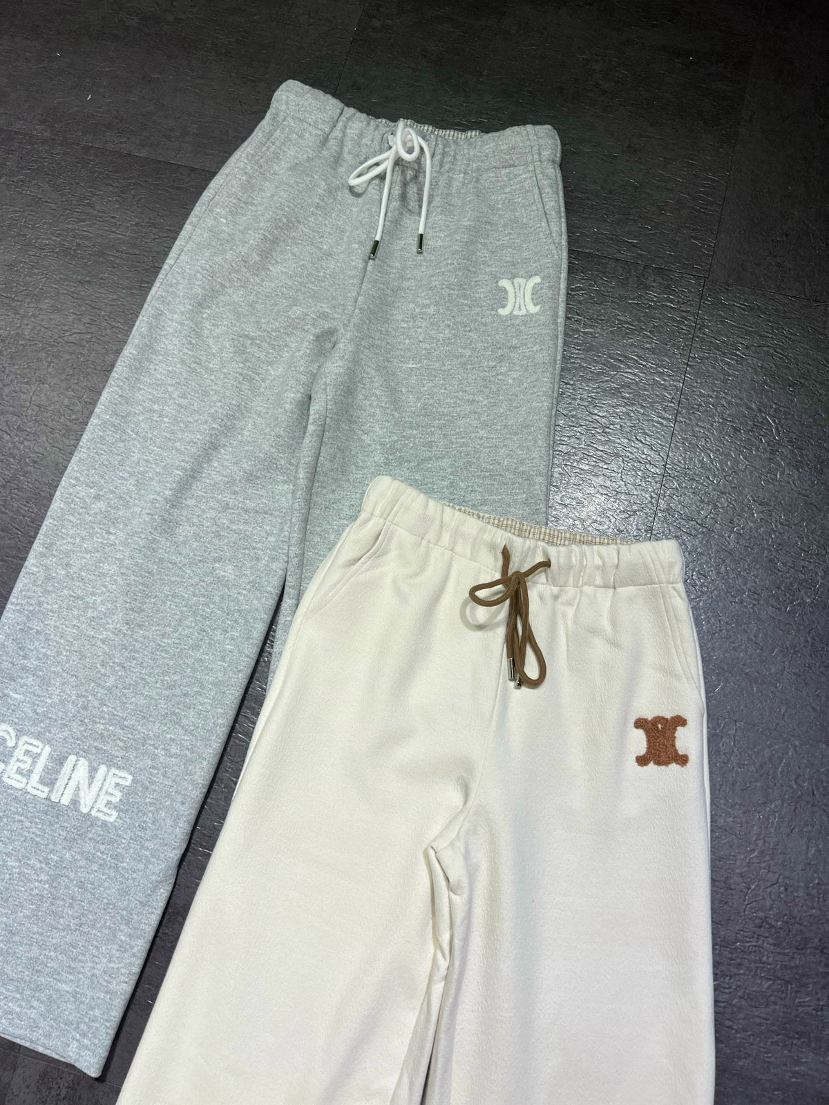 Celine 26s Sweatpants Cream Cotton 448916