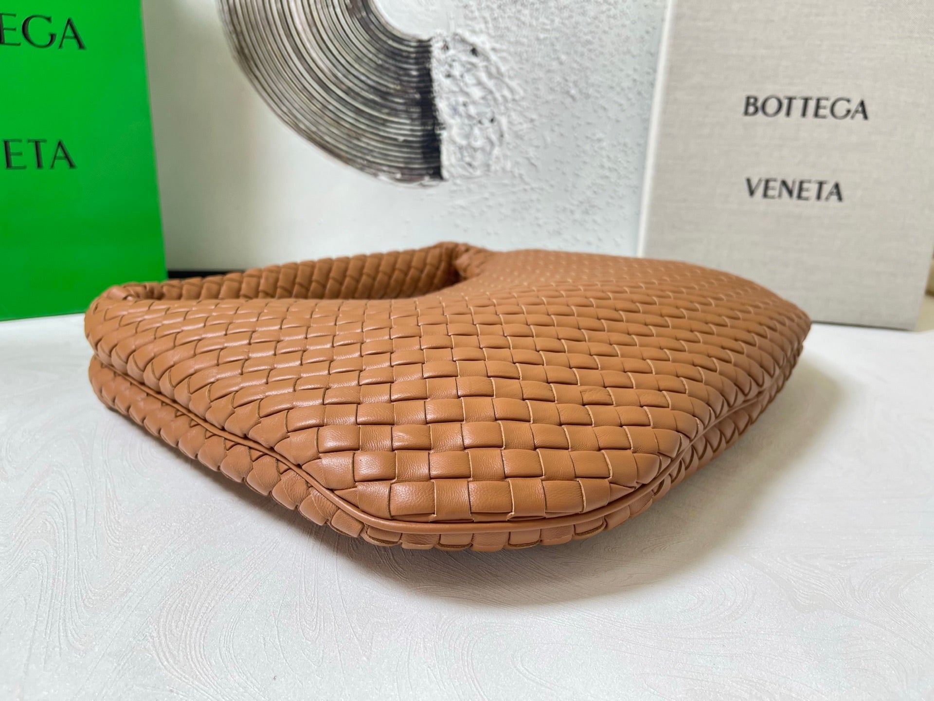 Bottega Veneta Veneta Bag 44cm Tan Brown Intrecciato Leather