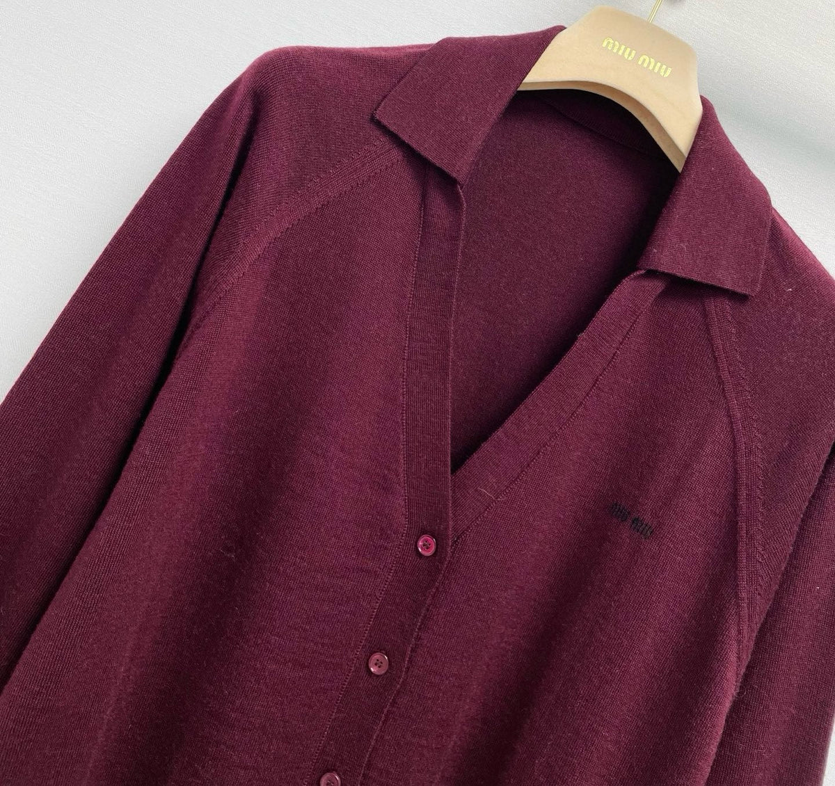 Miu 26s Knit Cardigan Burgundy Cashmere Silk 432691
