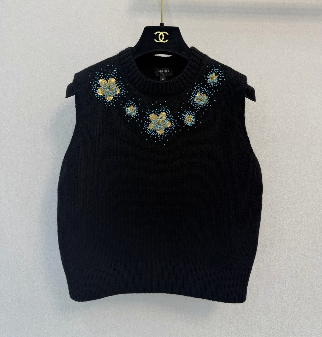Chanel 26s Beaded Floral Knit Vest Black 450709