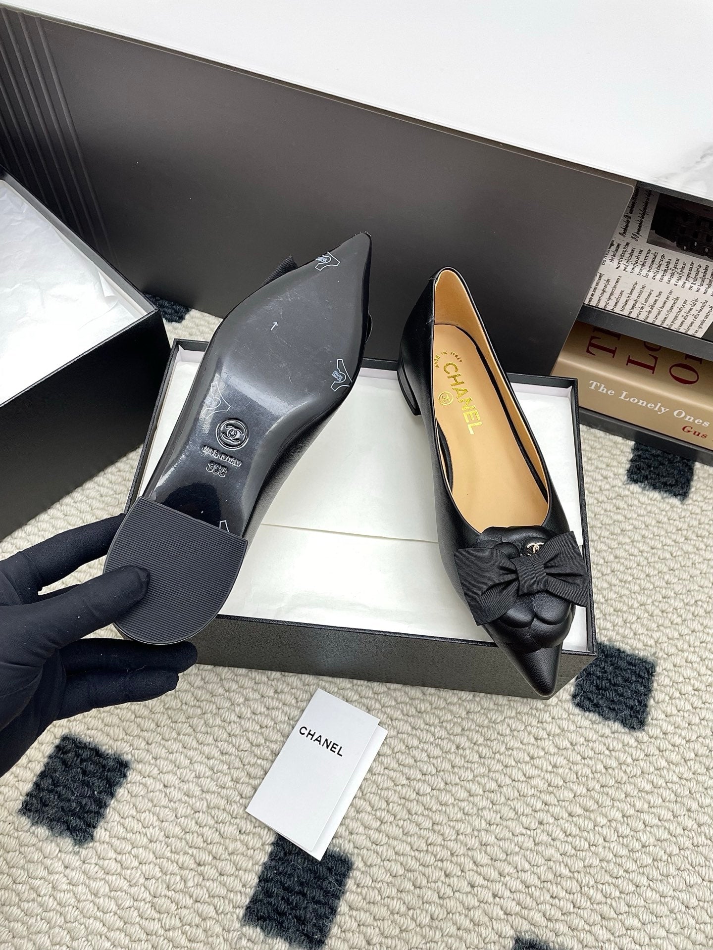 CC Logo Bow with Camellia Ballerina Flats 15mm Black Cowhide Sheepskin 427022
