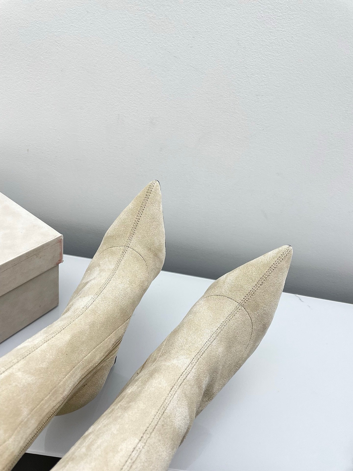 Jimmy Long Boots 85mm Ivory Suede 511614