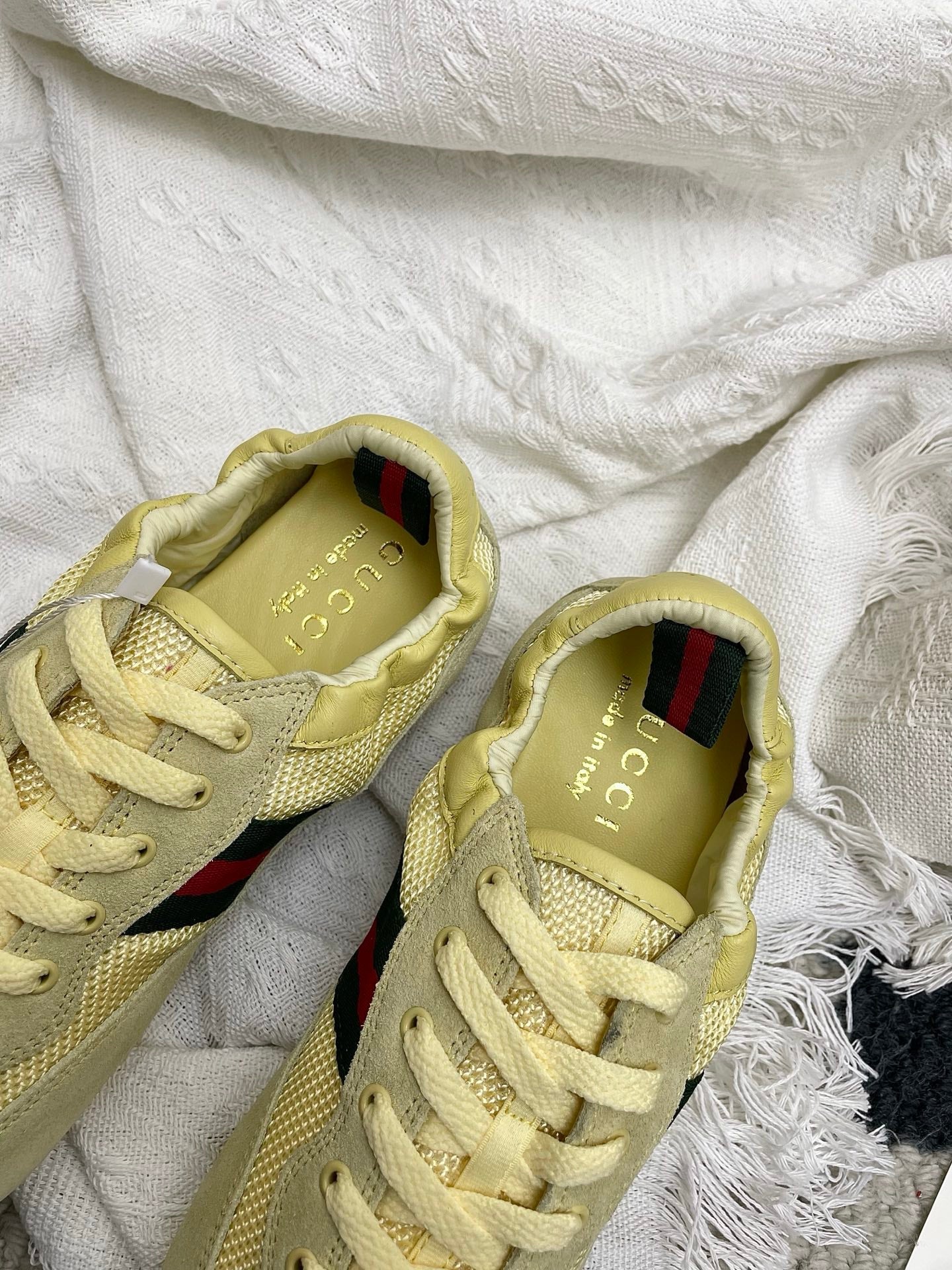 GG Women's Crystal Shift Trainers Yellow Mesh Suede 611292