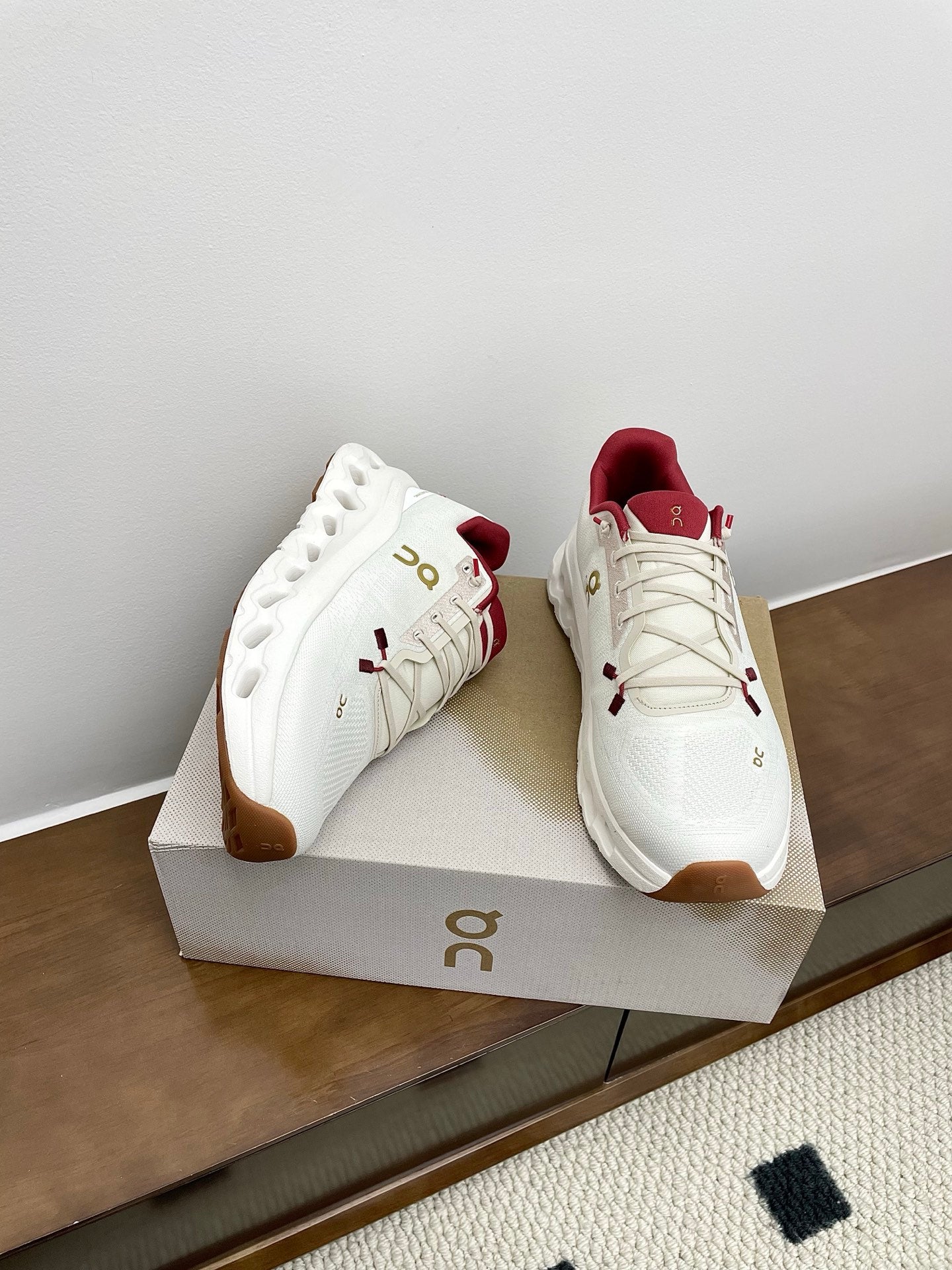 Loewe 26s Cloudtilt Sneaker In White And Red Recycled Polyester
