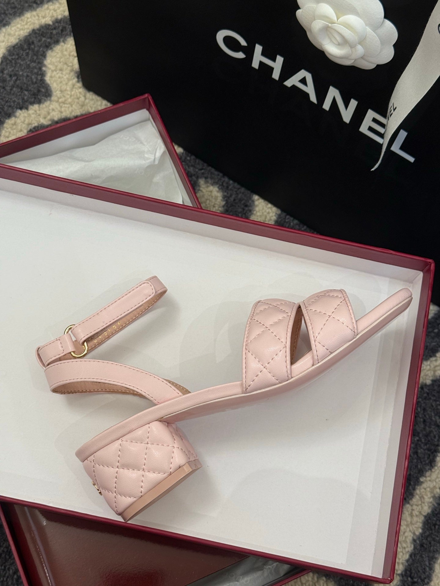 CC 25SS Honey Sandals 5cm Pink Lambskin 319633