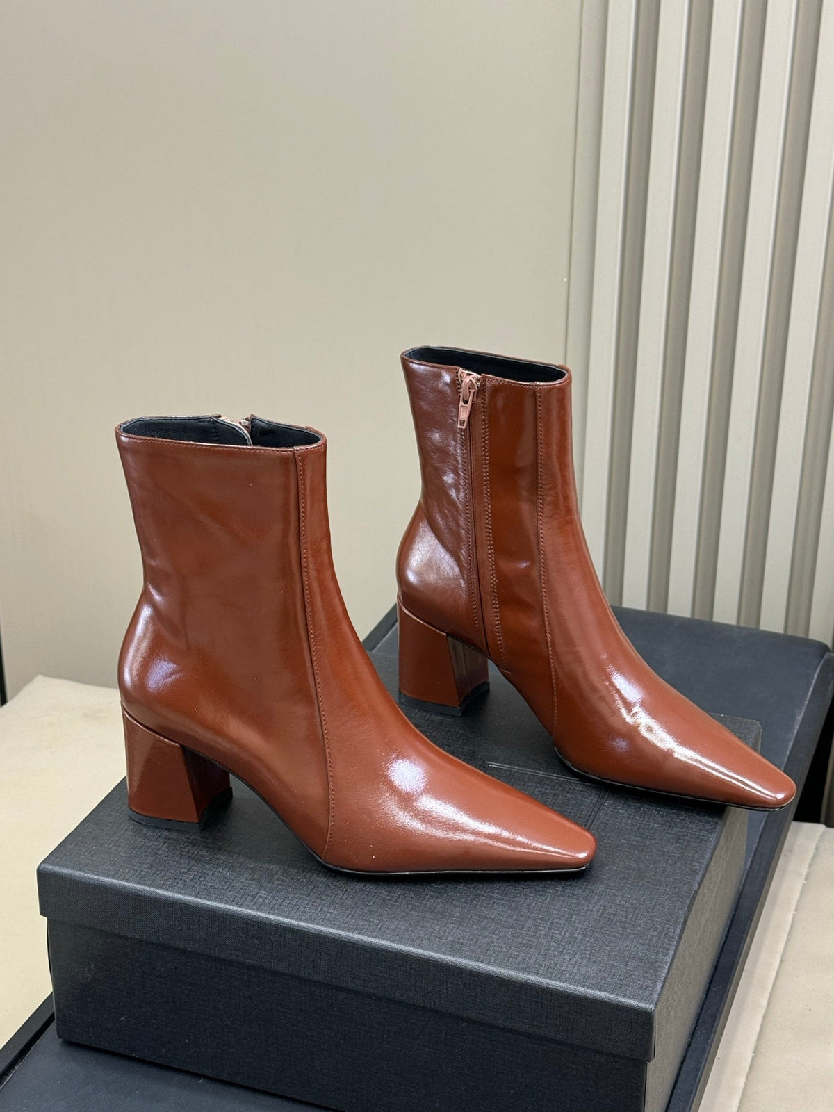YSL 26s Le Cassandre Boots Cognac Smooth Leather 157727