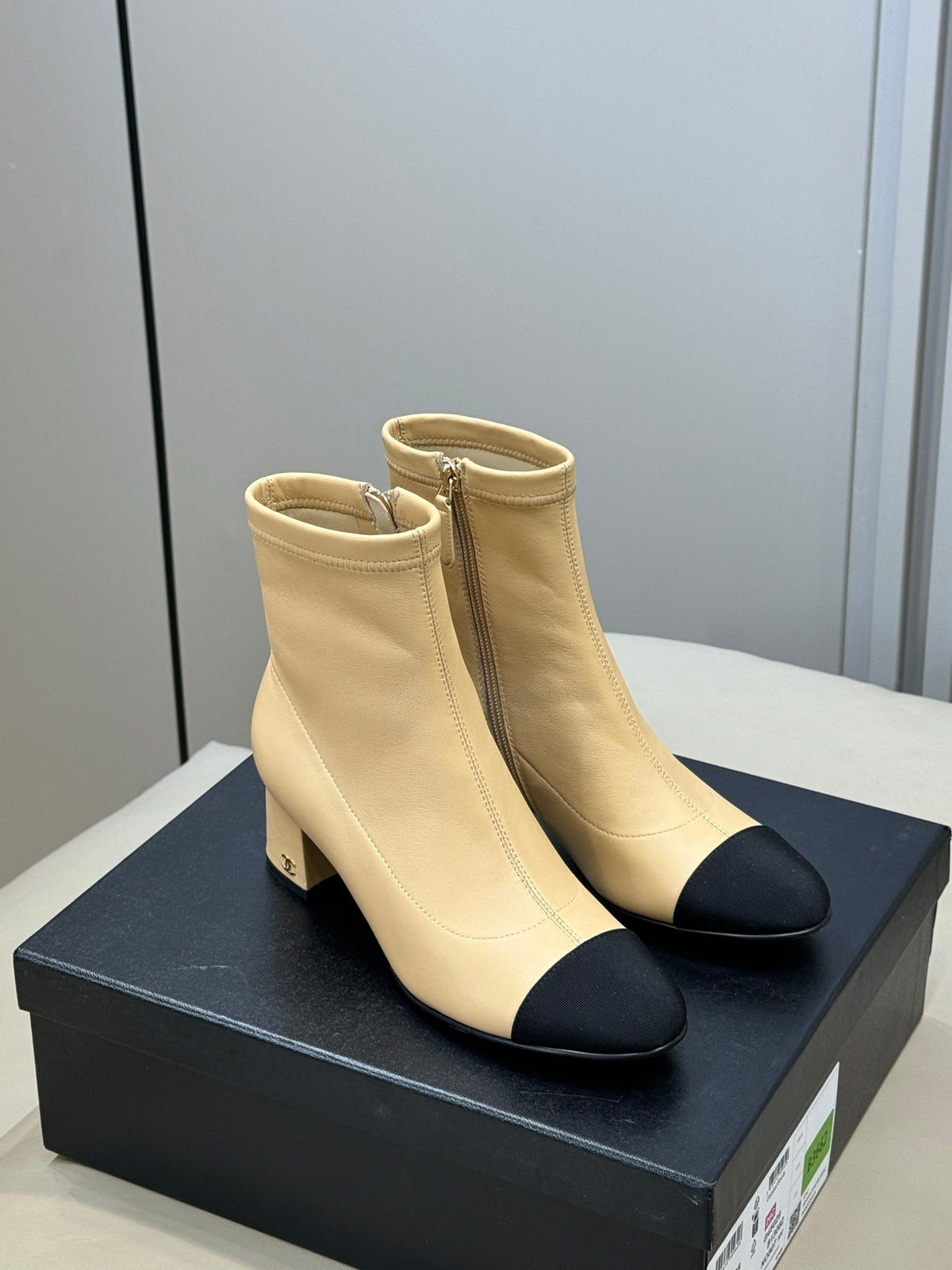 CC 26s Cap-Toe Ankle Boots 5.5cm Beige Leather 150311