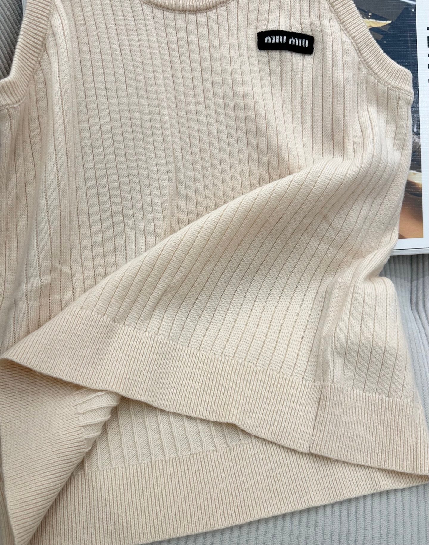 Miu 26s Knitted Vest Top Grey Wool 415562