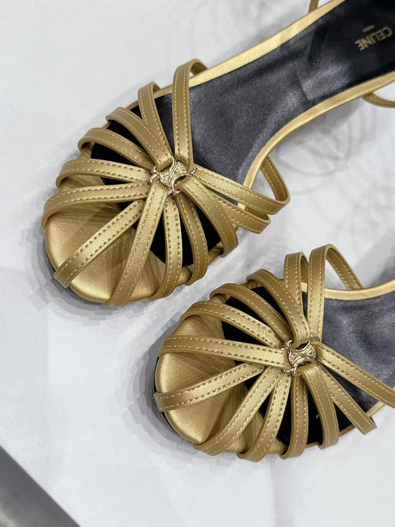 Celine 26s Triomphe Sandal 5cm Gold Lambskin 987280
