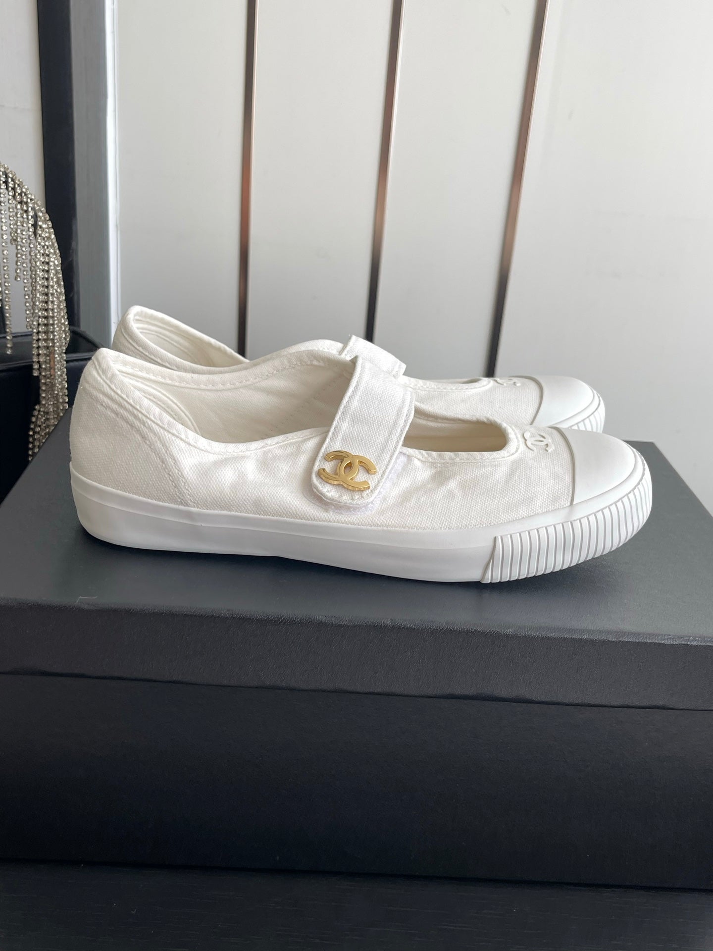 CC 26s Mary Jane Sneakers White Canvas 945162