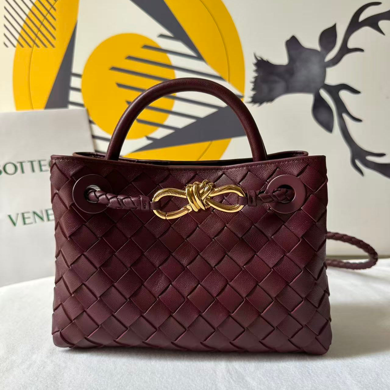 BV Small Andiamo Bag 20cm Burugundy Intrecciato Leather 291445