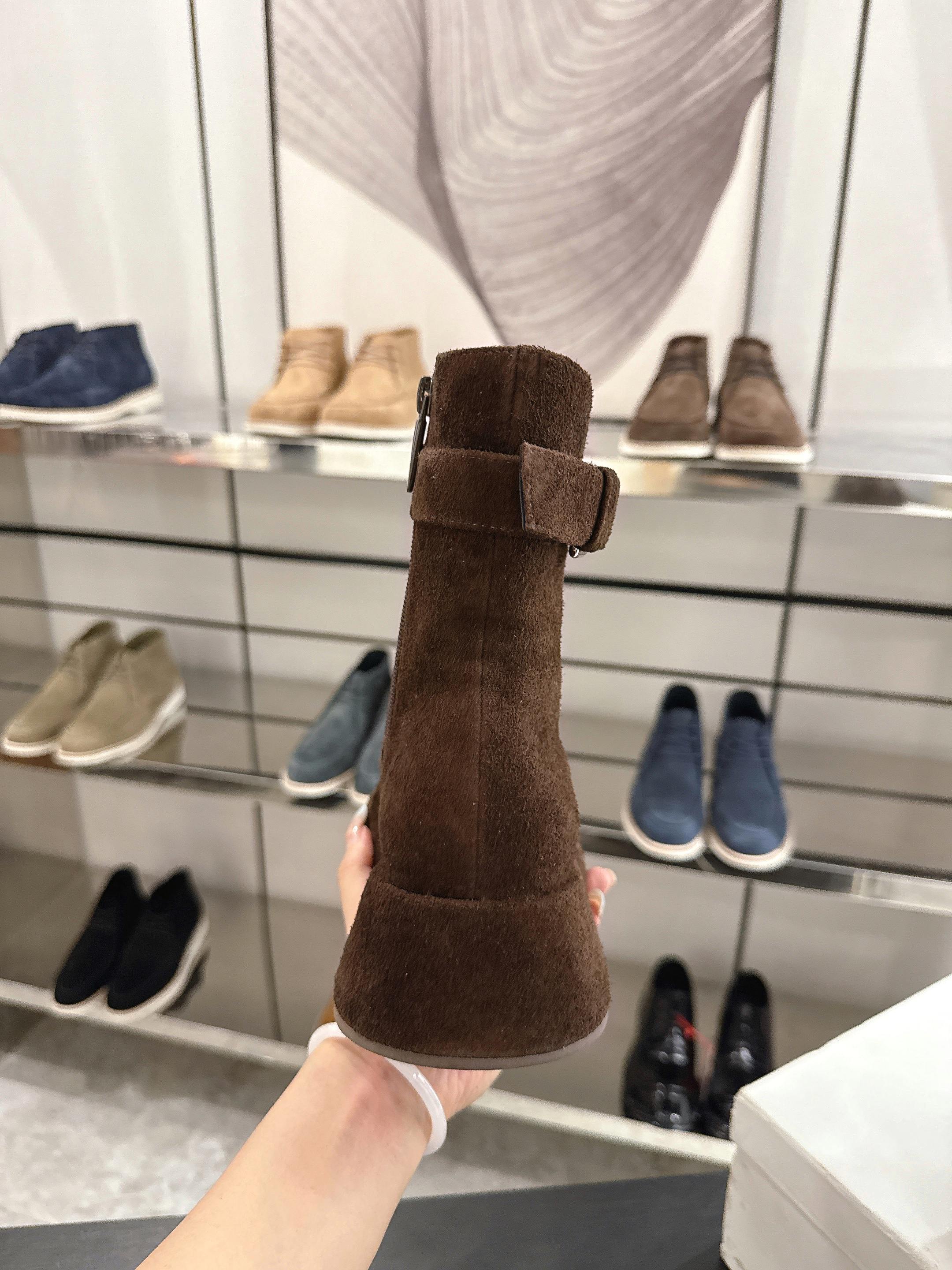 The Row 2025 Lace-up Boot Brown Suede 543370