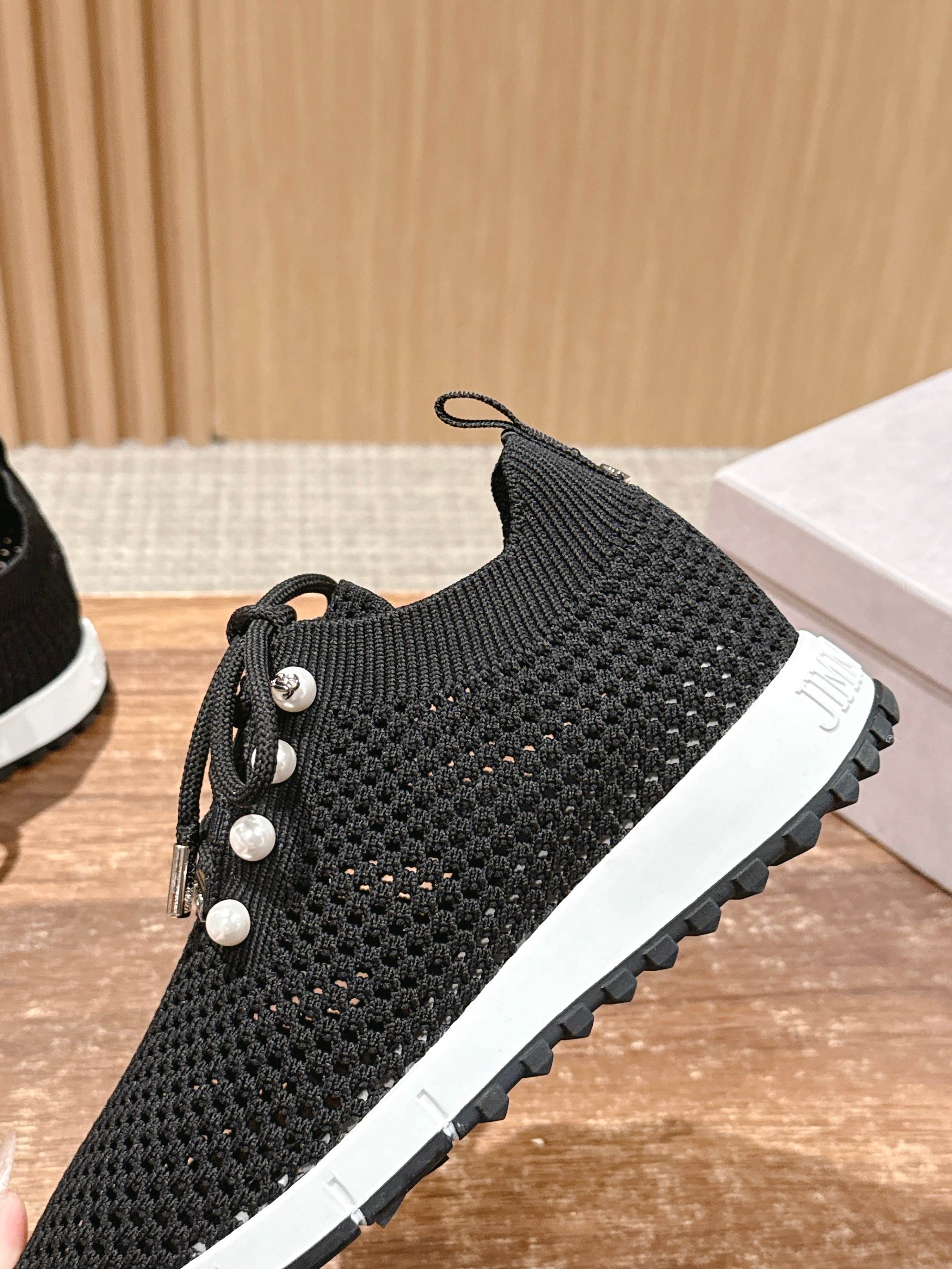 Jimmy Veles Pearl-Embellished Sneakers Black Lace Rubber 400159