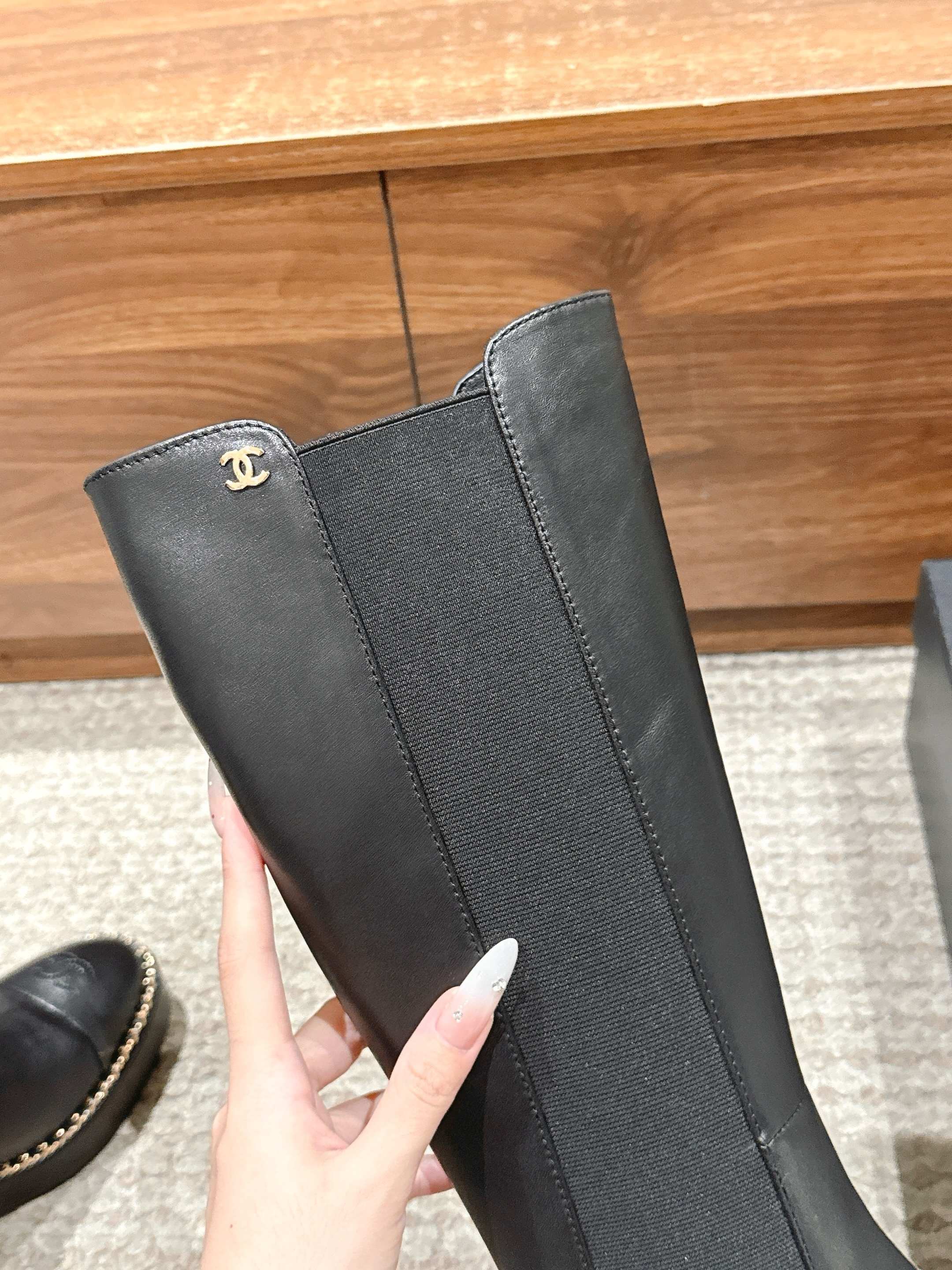 CC 25 Chelsea High Boots With Chain 85mm Black Calfskin 428221