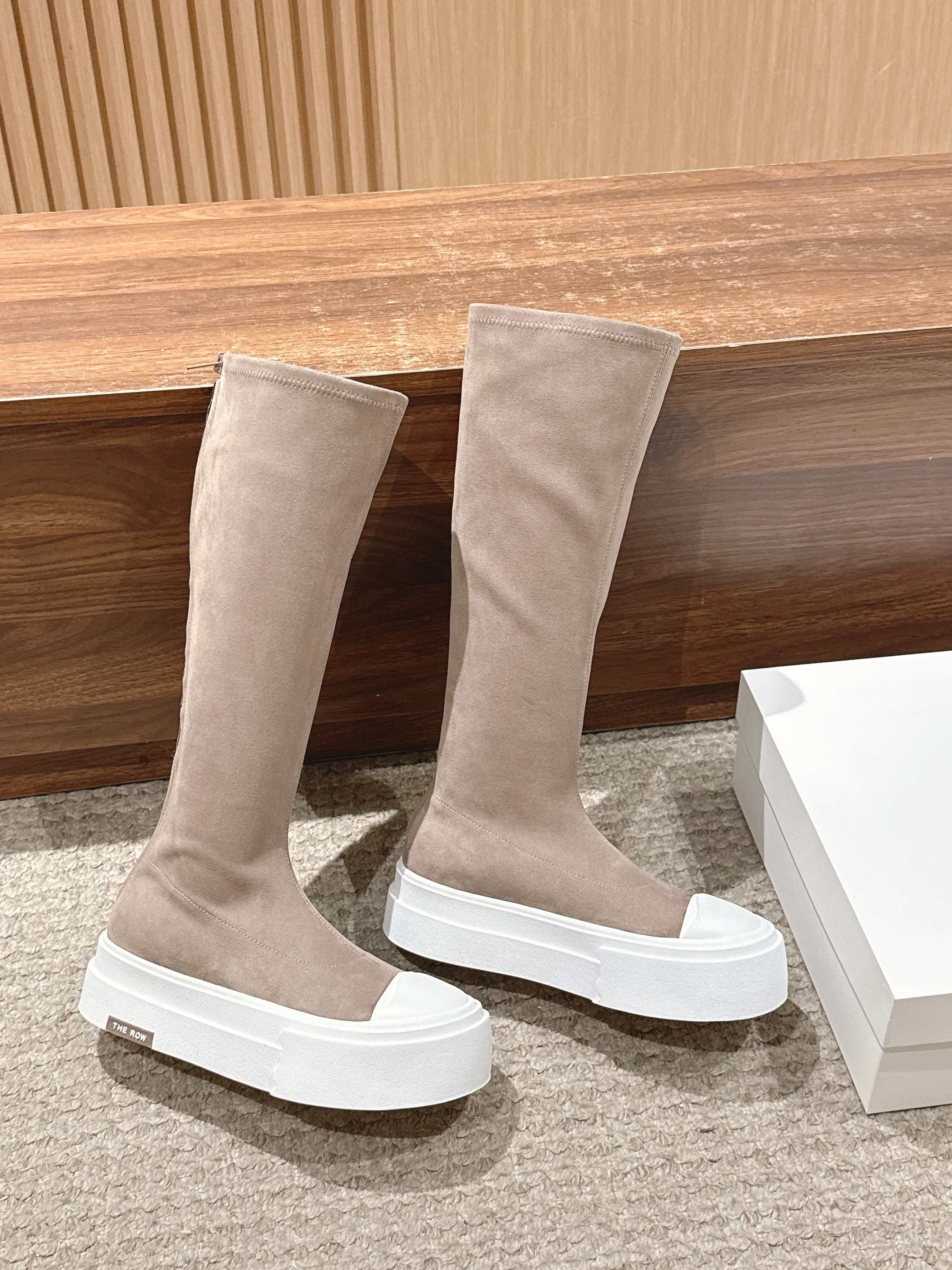 The Row Thick-soled Classic Knee-high Boots Light Brown White Suede 444172